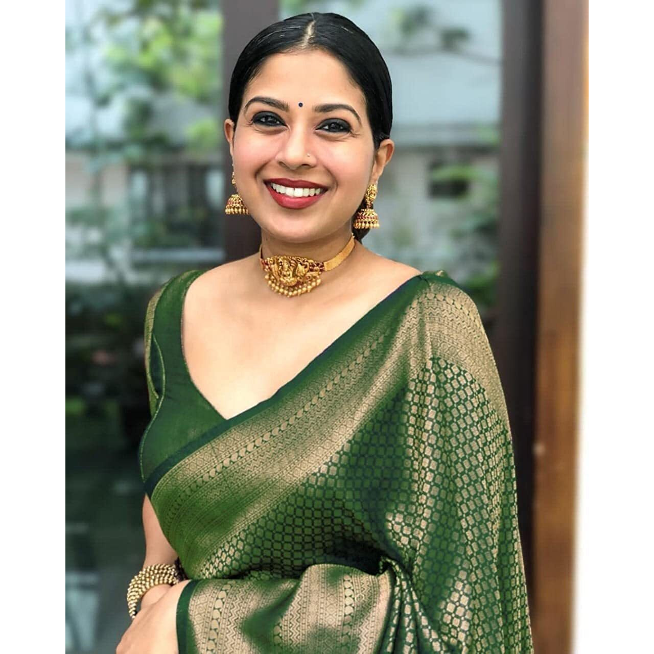 Yashika Womens Art Silk Standard Length Saree (Nistha Green
