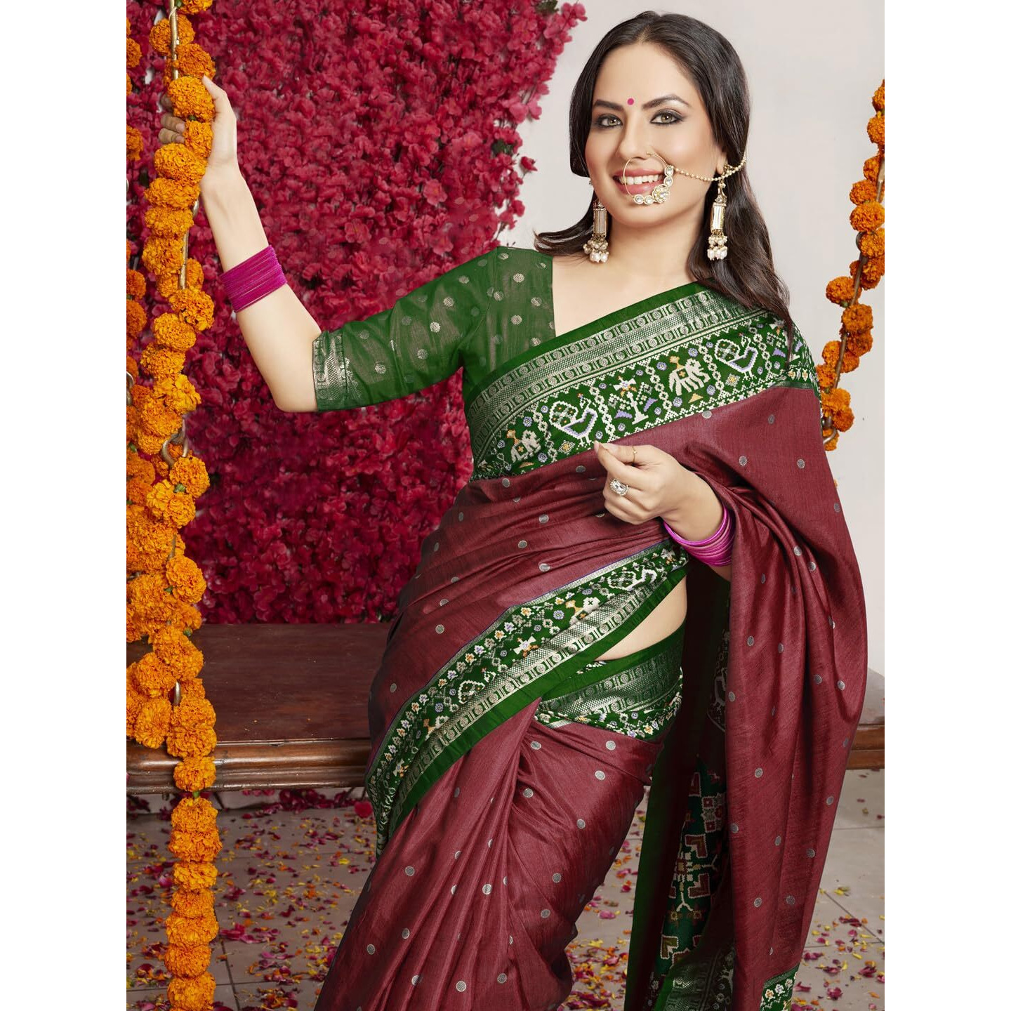 AKHILAM Womens Banarasi silk Animal Print Saree With Unstitched Blouse Piece(Maroon_TRITH10009.)