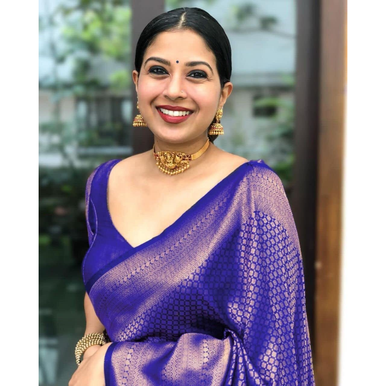 SGF11 Womens Kanjivaram Soft Silk Saree With Blouse Piece (Royal Blue)