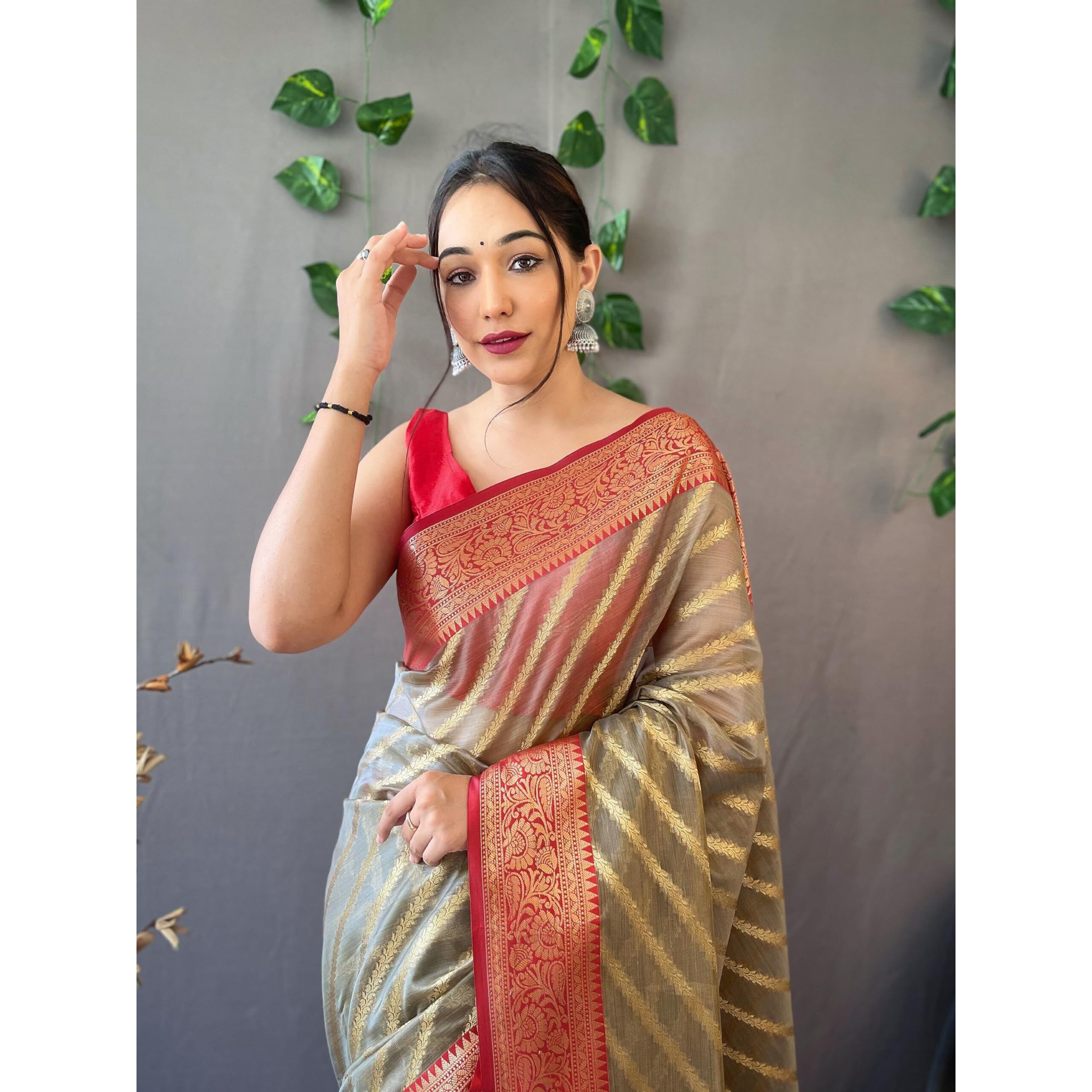 SGF11 Womens Organza Kanjivaram Pure Soft Silk Handloom Saree Pure Golden Zari With Blouse Piece
