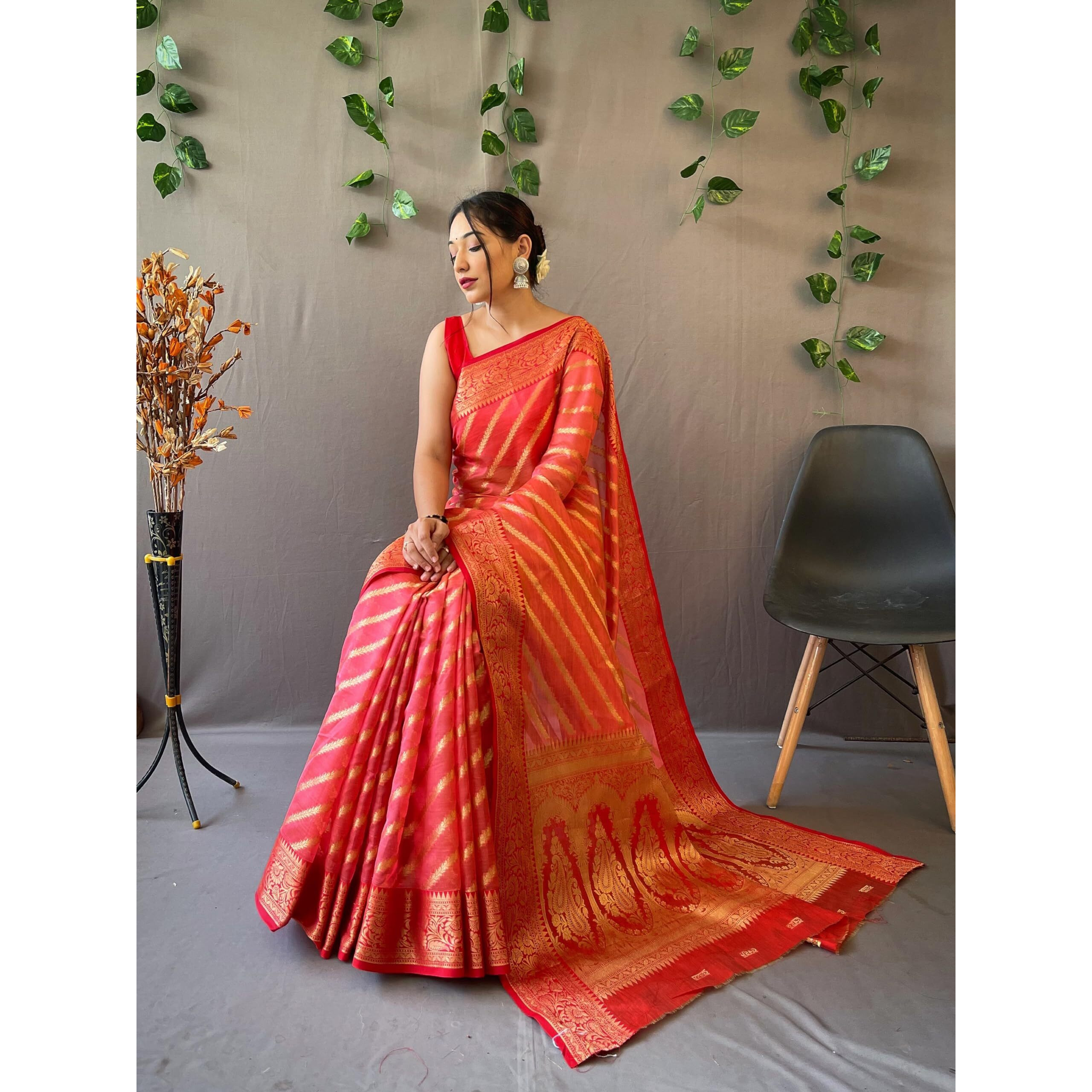 SGF11 Womens Organza Kanjivaram Pure Soft Silk Handloom Saree Pure Golden Zari With Blouse Piece