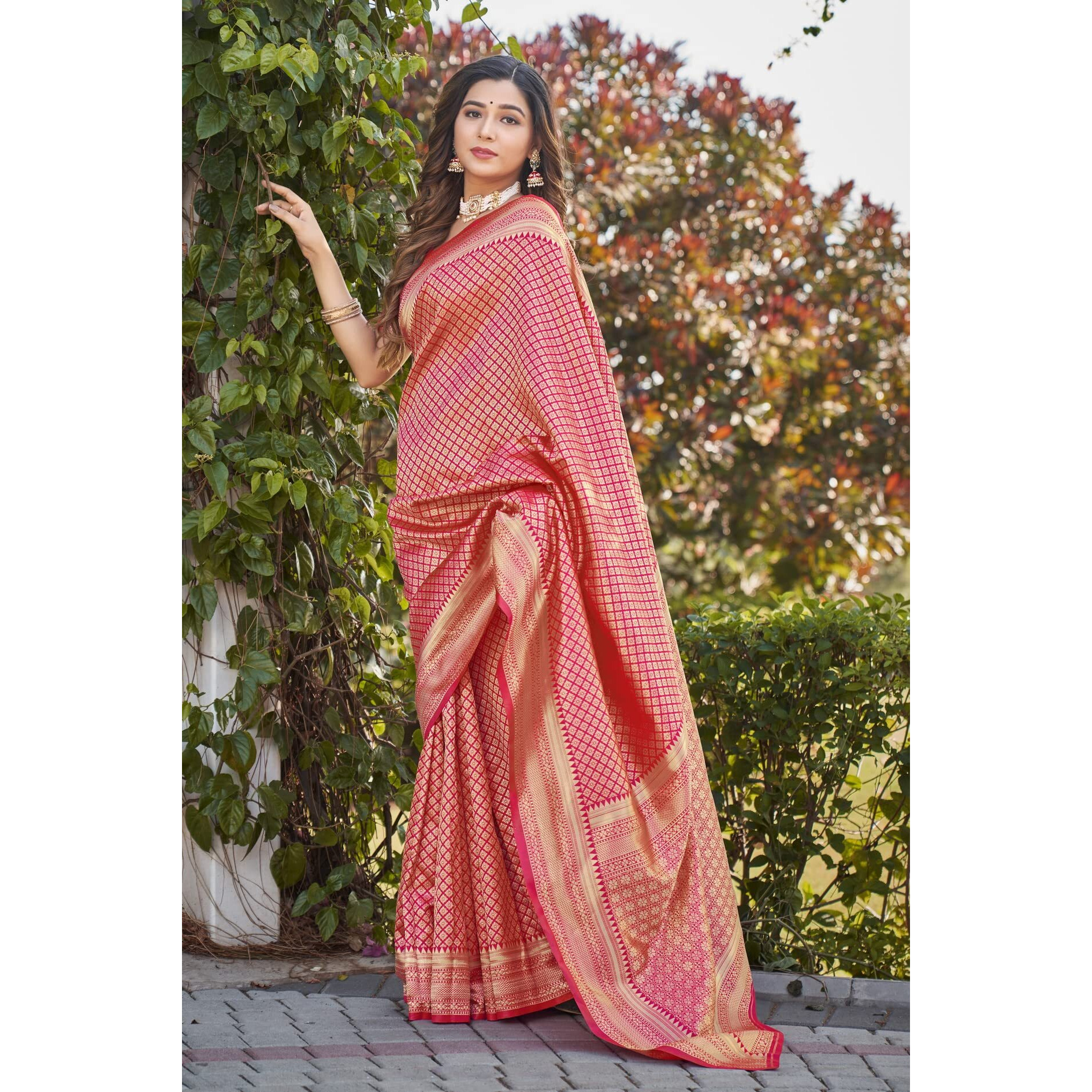 Glory Sarees Womens Banarasi Silk Saree With Blouse Piece (Banarasi_Saree134_Gajari)