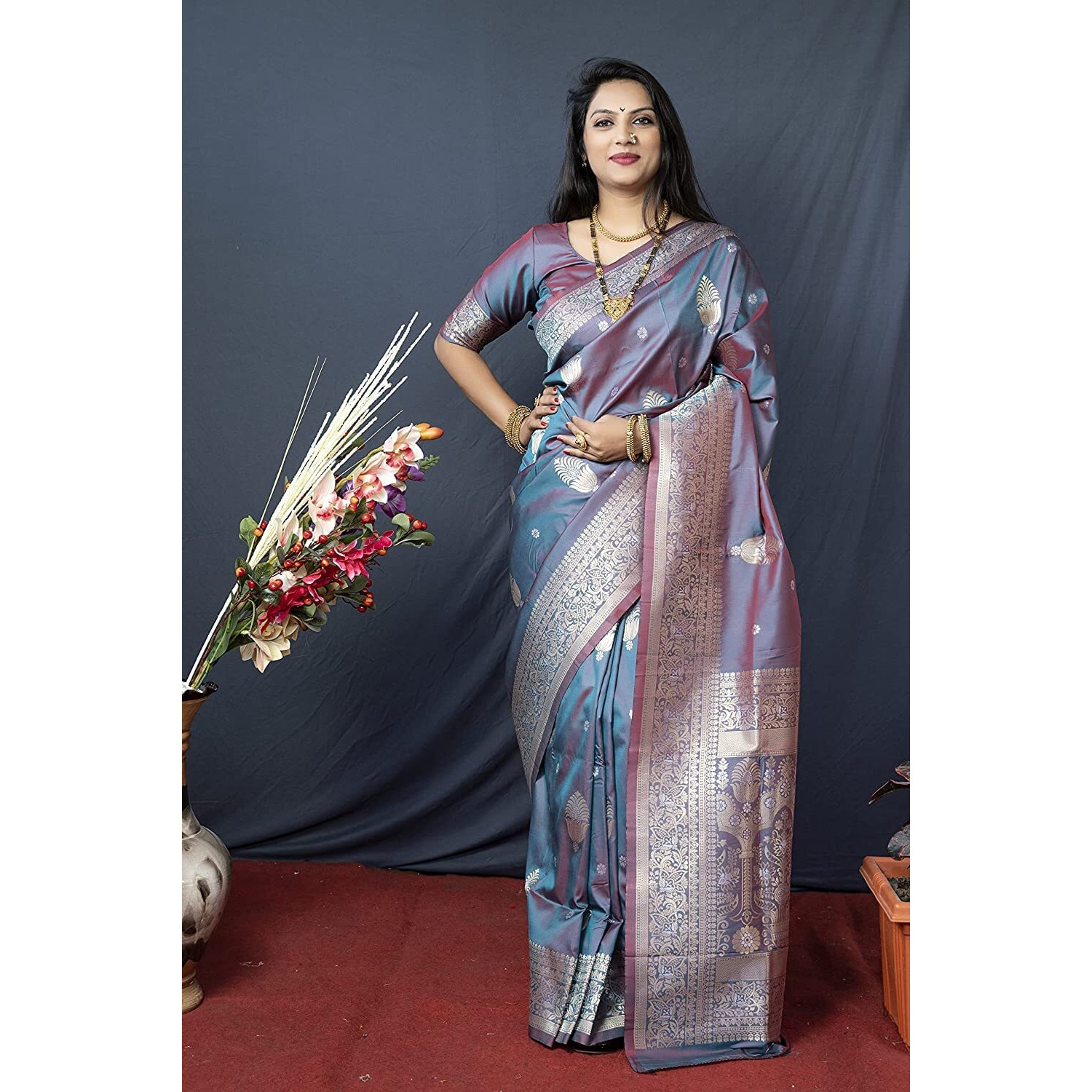 SGF11- Womens Kanjivaram Pure Soft Silk Handloom Saree Pure Golden Zari With Blouse Piece (Grey Blue)