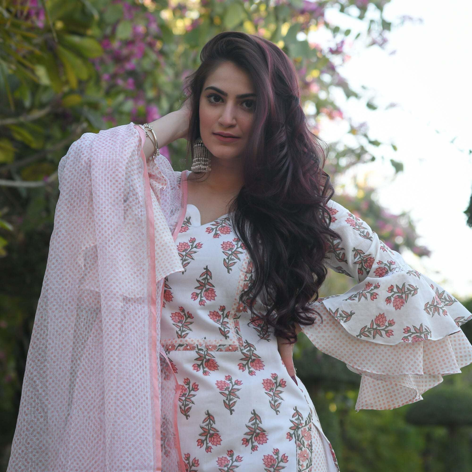 Sidhidata Womens Cotton Blend Printed Kurta Pant and Dupatta Set (KPS Guldasta Pink_S_Blue_Small)