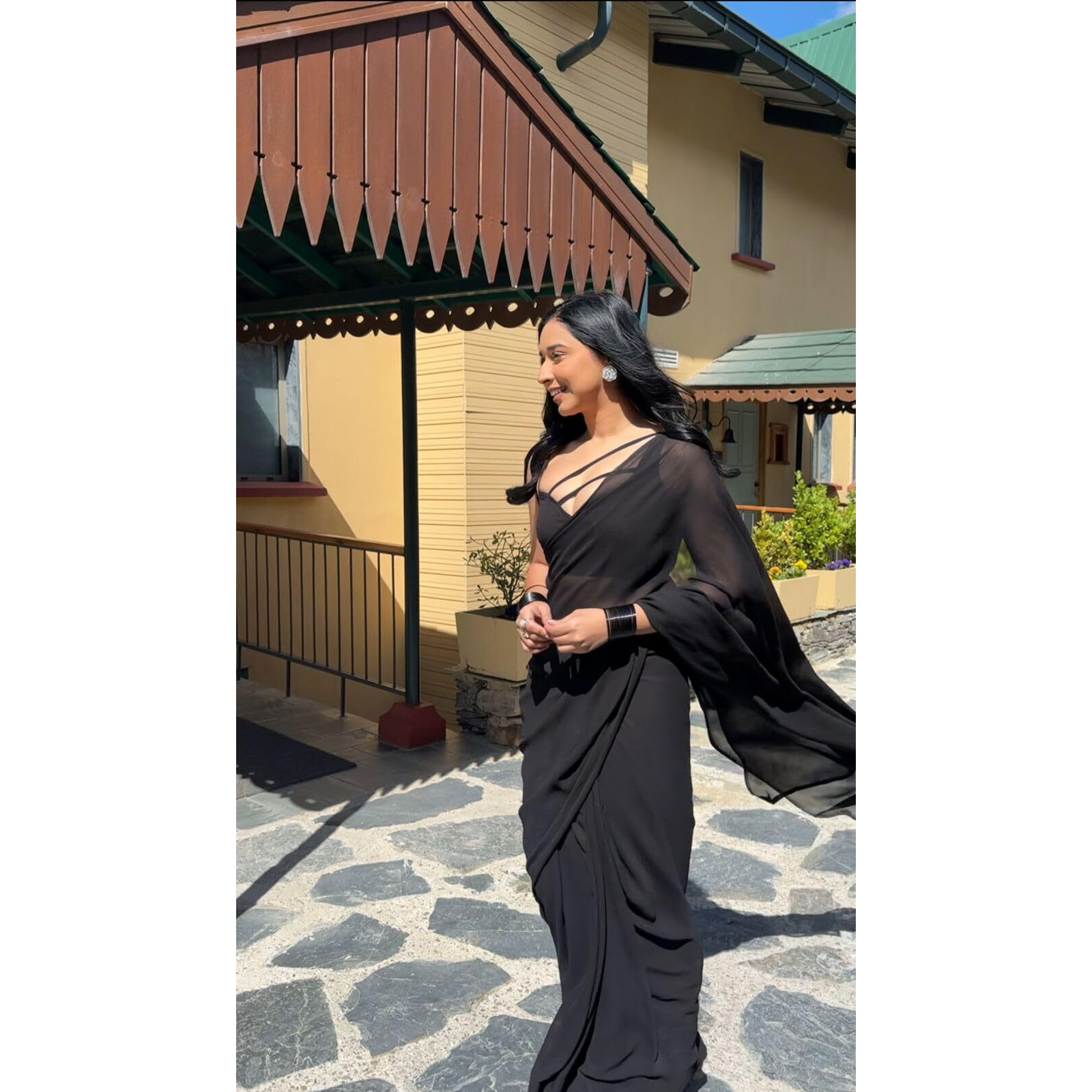 Stylescope Womens Plain Georgette Ready To Wear One Minute Saree With Unstitched Blouse Piece (Kalki Black_Black_Free Size)