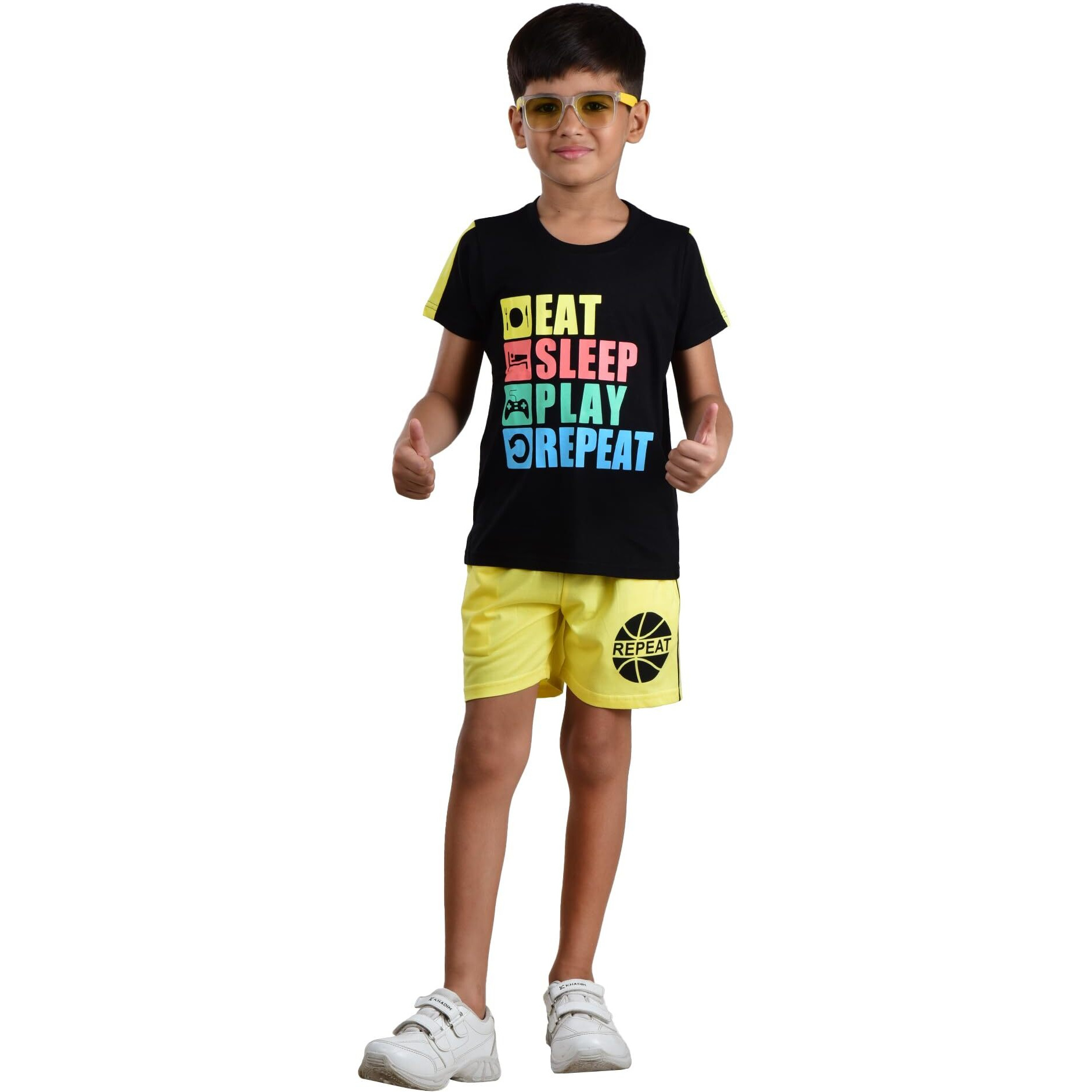 Clothe Funn Boys Half Sleeve T-Shirts & Shorts Black & Lemon 5-6 Years