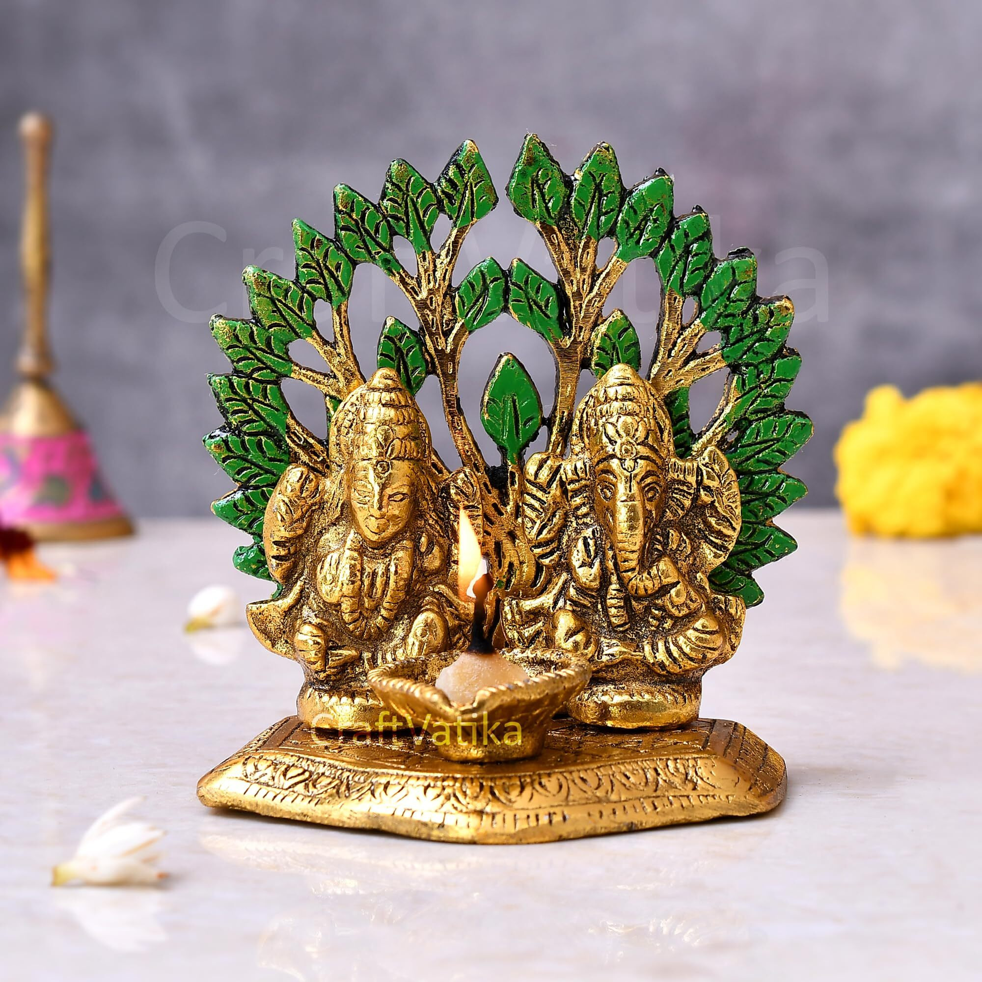 CraftVatika Diya Lakshmi Ganesha Idol for Diwali Decoration Gift Items for Home Decor - Aluminium Laxmi Ganesh Murti for Diwali Pooja & Office Decor, Diwali Festival Gift Item