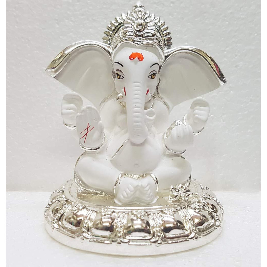 Gold Art India Ceramic Ganesh Idol For Car Dashboard Ganesha Murti Ganpati Idol For Home Decor Puja Lord Ganesh Statue Gift For Office Desk Puja Room Figurine, 8x7x7 cm, Silver