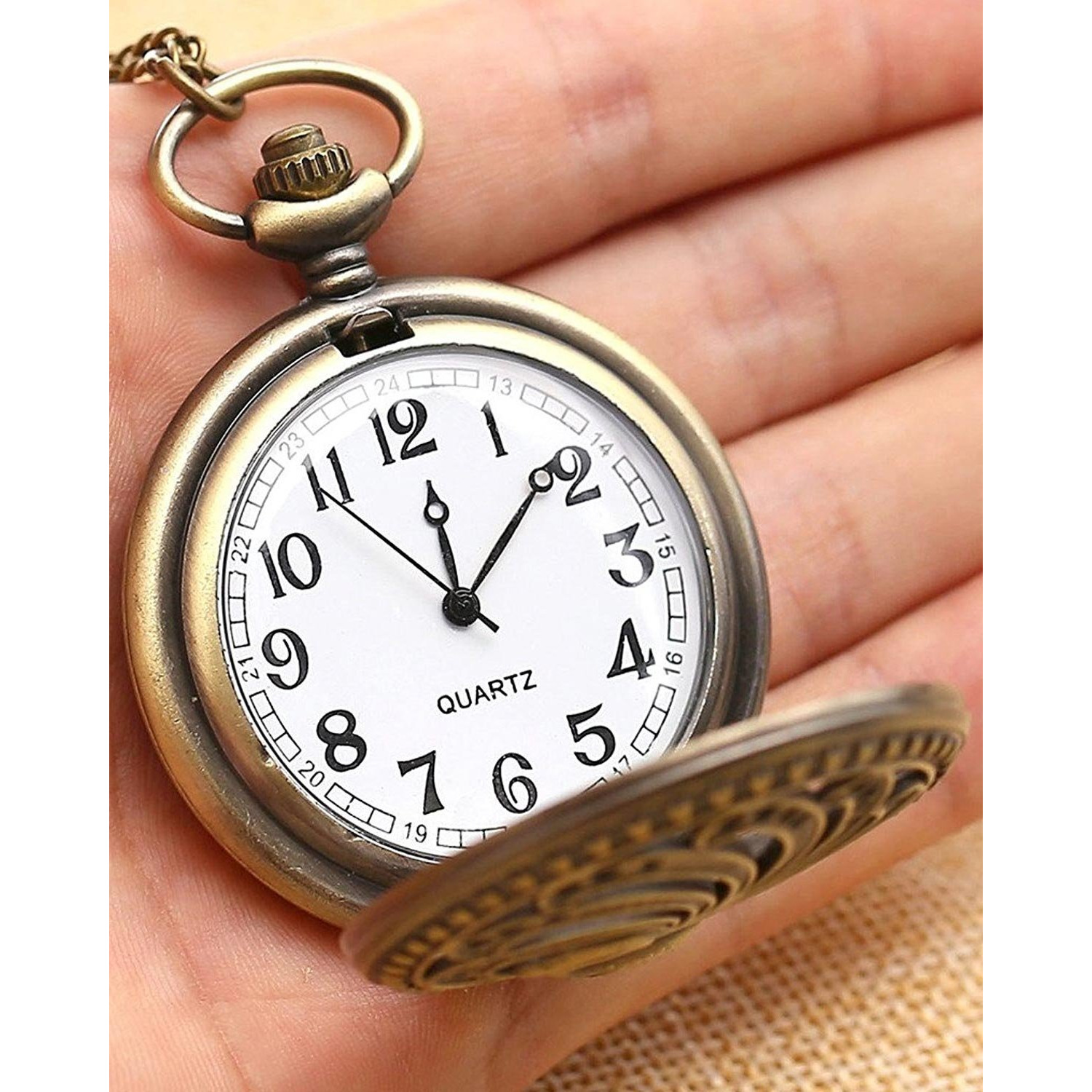 Young & Forever Rakhi Gift Friendship Day Gifts Special On-time Vintage Antique Peacock Design Pocket Watch Necklace for Women and Pocket Watch Chain for Men Pocket Watch for Mom/Dad/Women/Boy/Girls