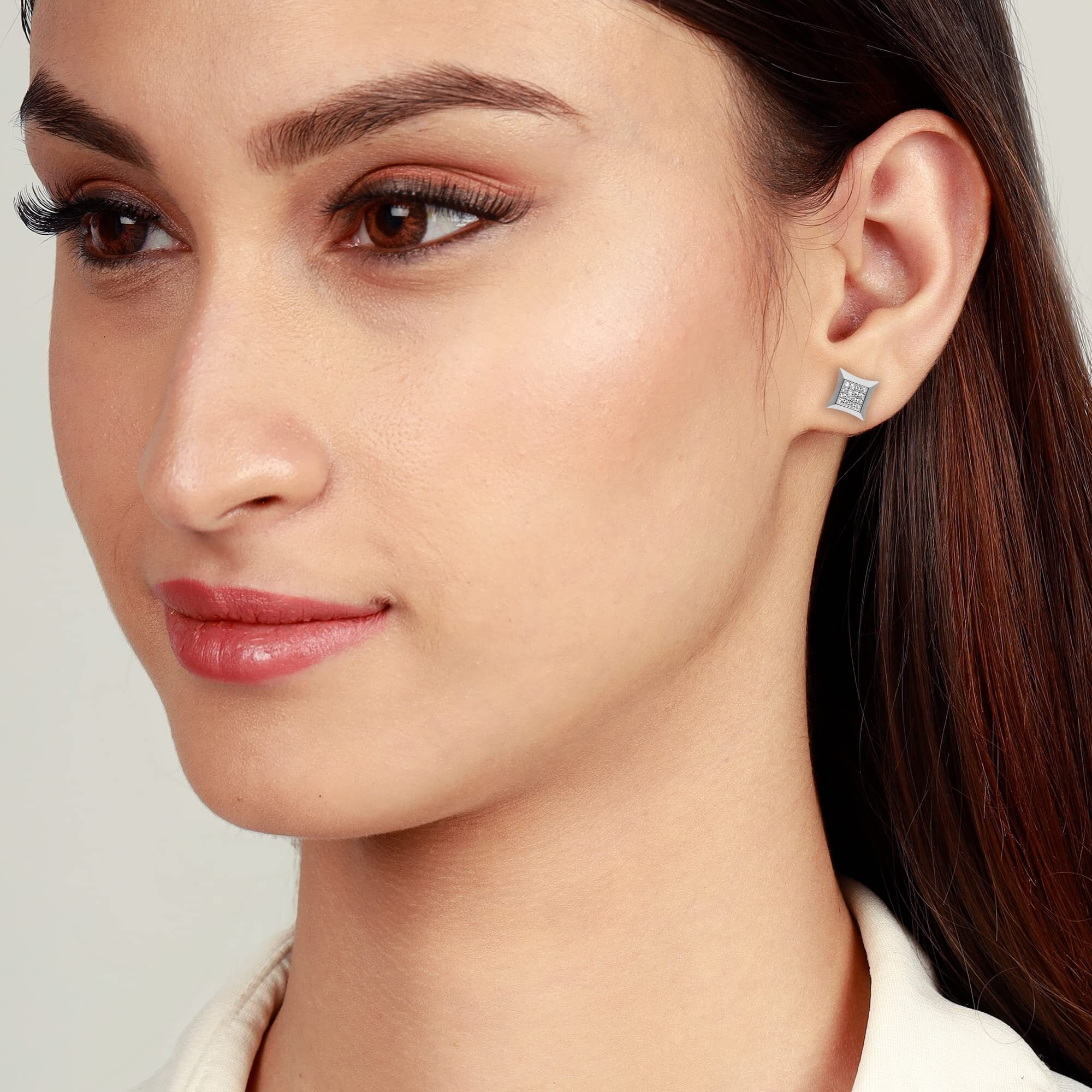 GIVA 925 Silver Glistening Stud Earrings|Gifts For Girlfriend,Rakhi Rakshabandhan Gift For Sister Bhabhi,Gifts For Women & Girls|With Certificate Of Authenticity And 925 Stamp|6 Month Warranty*