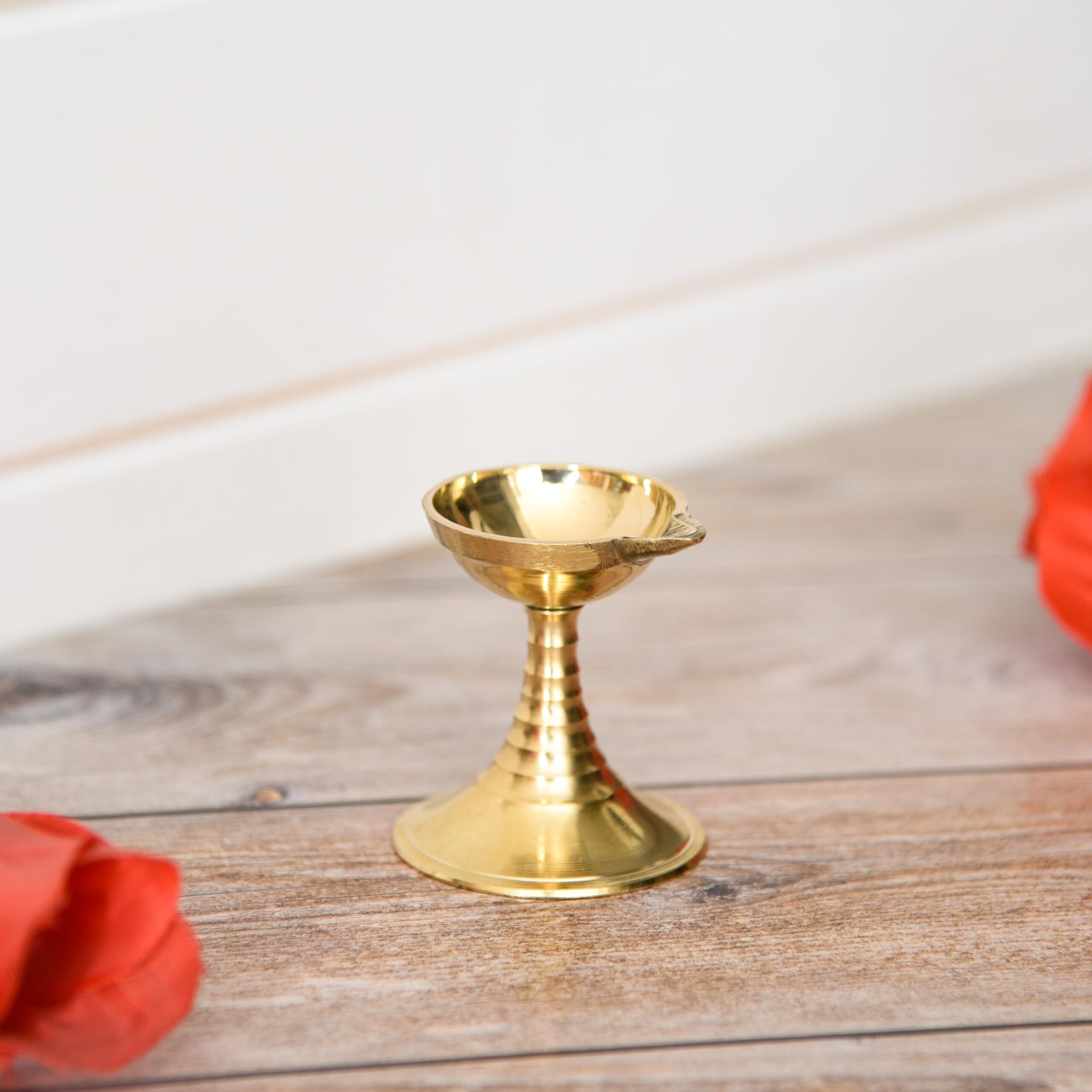 Kuber Industries Pooja Deepak | Deepak for Pooja | Incense Dhup Burner | Brass Diya Dhuni Stand for Pooja | Pooja Diya for Home-Office Temple | Big Deepak | Golden