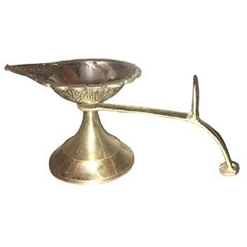 Santosh Bhakti Bhandar Brass Deepak Single Aarti | 1 Arti Diya | Camphor Loban Dhuni Oil Lamp Puja| Deepak with Handle for Pooja 6 inch Length | Golden