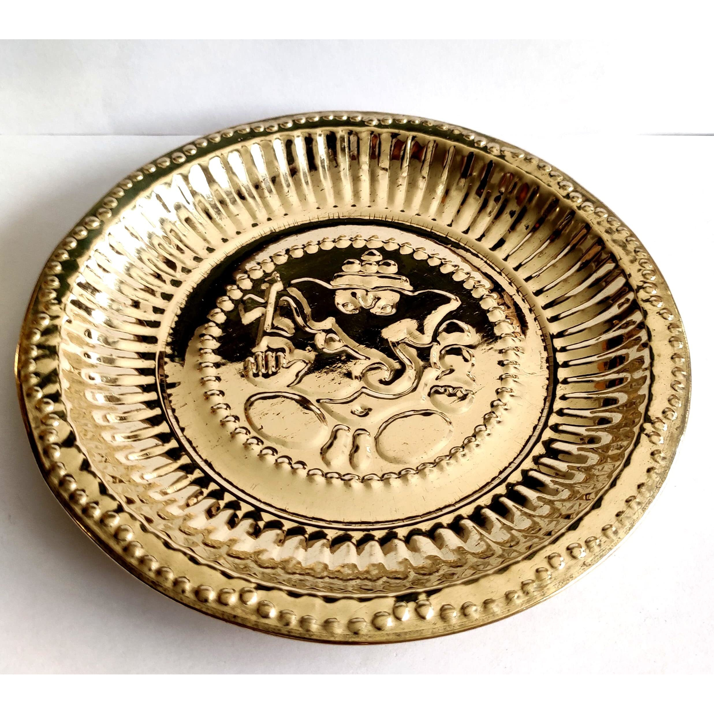 NAAYAGI  Branded Kanchipuram KAMAKSHI Diya / VILAKKU with Unique Sugarcane Engraved ON HER Side Small - 5.3 inch ( Gold Color)