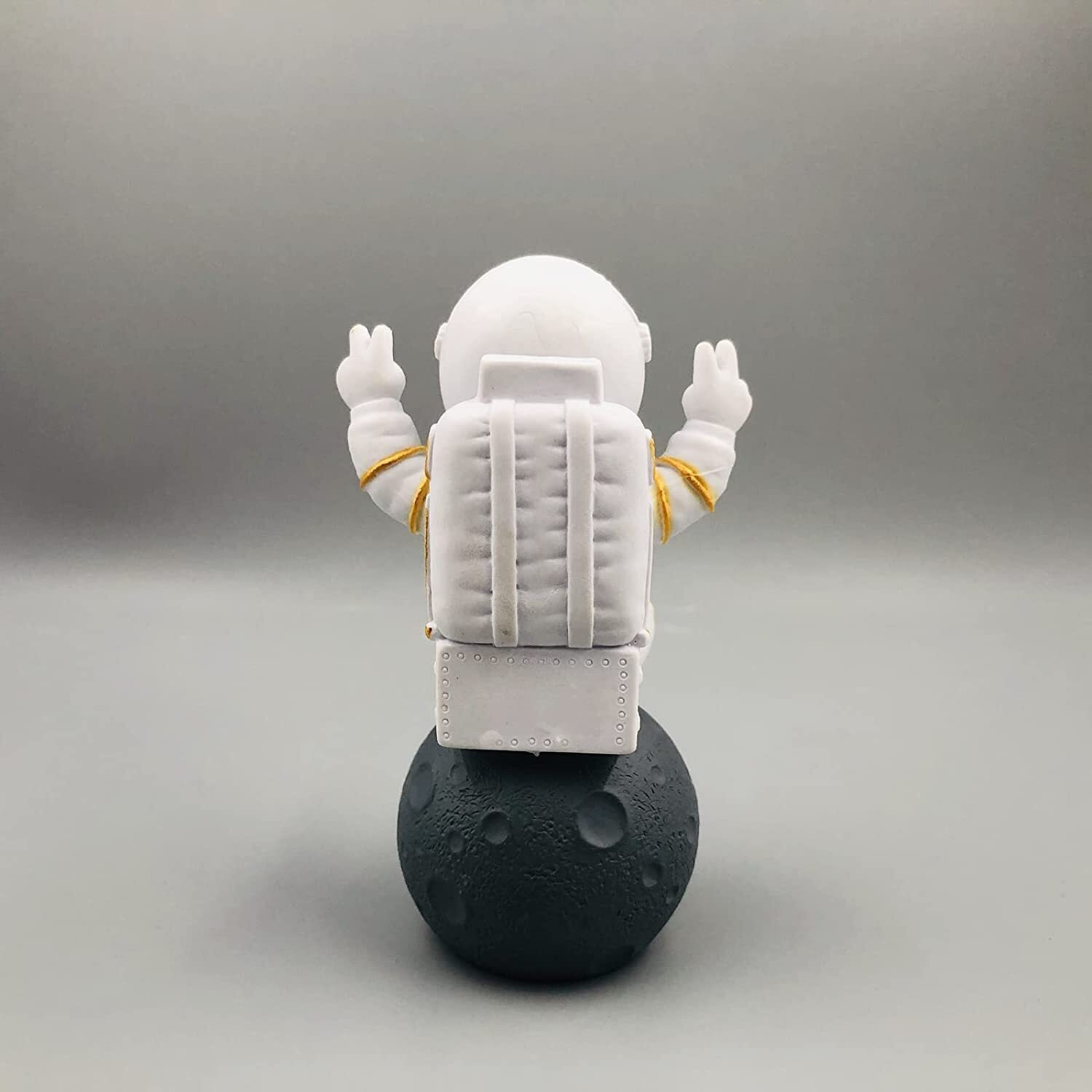 Street27 Cute Outer Space Astronaut Figurine Action Figure Toys Statue for Showpiece Home Living Room Decor Office Desktop Decoration Car Dashboard, Kids Birthday Party Gift, Resin