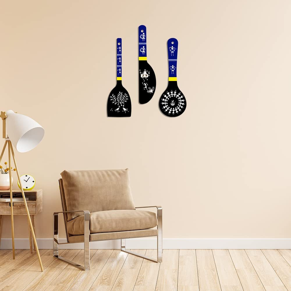 Artvibes Warli Art Wooden Wall Hanger Spoons for Home | Office | Living Room | Gift | Modern Decoration Items | Kitchen Wall Decor | Home Decor Hanging Items (WH_5018N), Set of 3