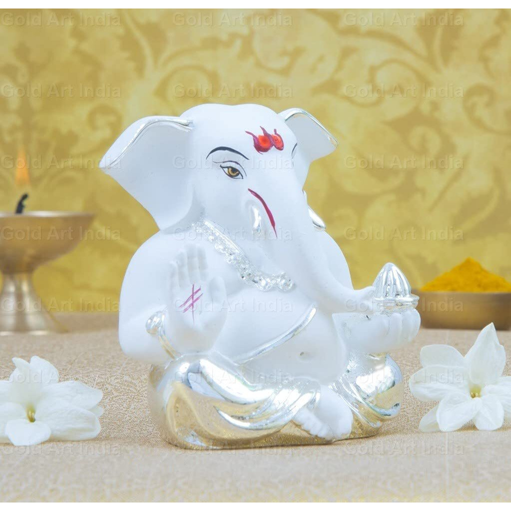 Gold Art India Silver Ceramic Appu Ganesh Idol for Car Dashboard, 5 X 4 Small Ganesha Murti Ganpati Idol for Home Decor Puja Lord Ganesh Statue Gift for Office Desk Puja Room Figurine