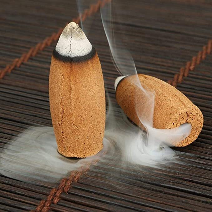 PRARTHANA Sandal Chandan Backflow Incense Dhoop Cones 200 Pcs for Fragrance, Buddha, Backflow Burner, Ganesh, Smoke Fountain (Pack of 200 Pcs)