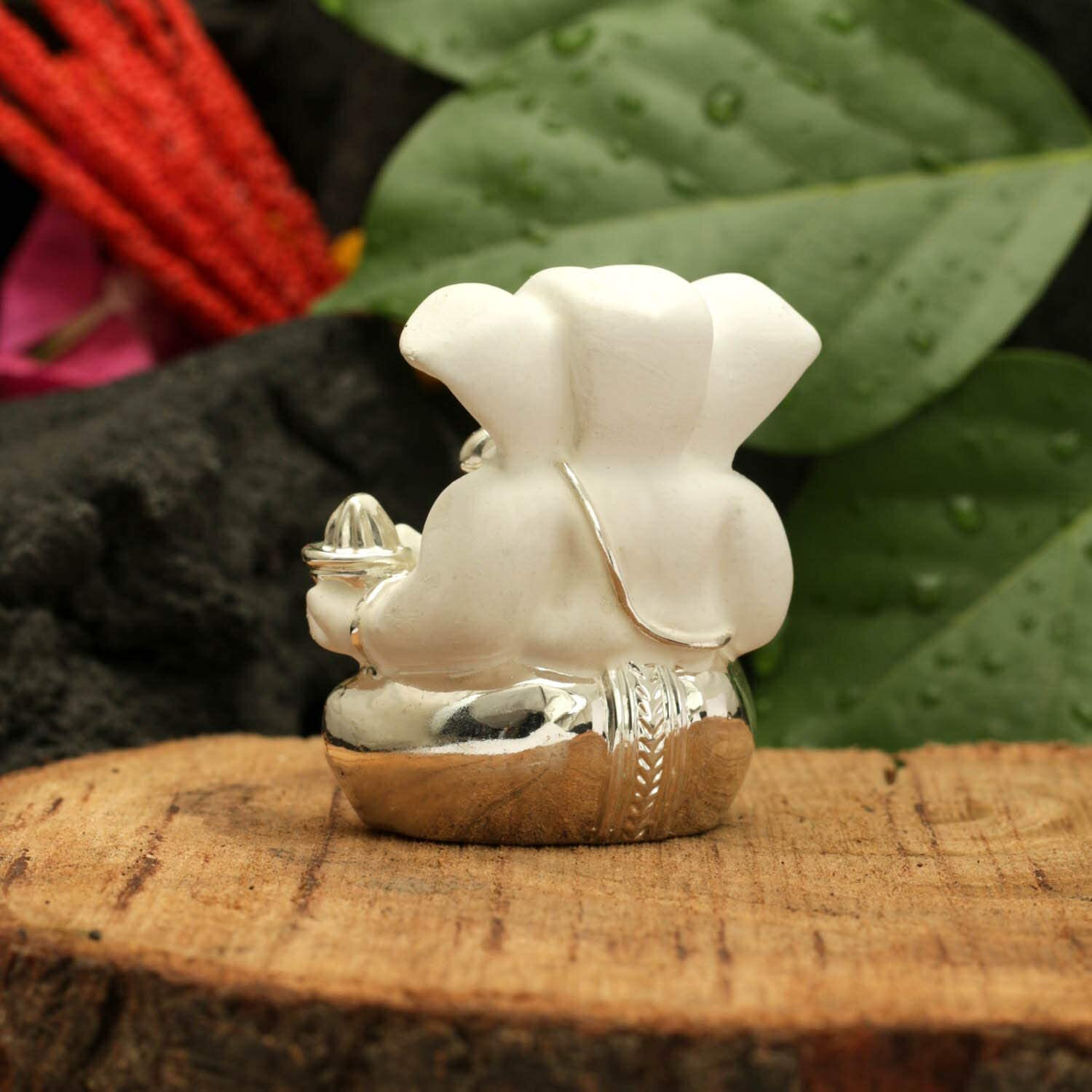 CraftVatika Ganesha Idol for Gift Combo- Silver Plated Ganesha Statue - Ganesh Chaturthi Gift - Car Dashboard  Gift for Mother Father Sister Brother Girlfriend
