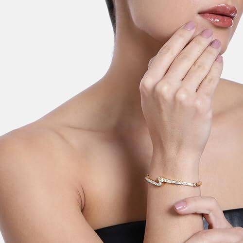 Estele Diamond Silver shining Thunder Bracelet for women