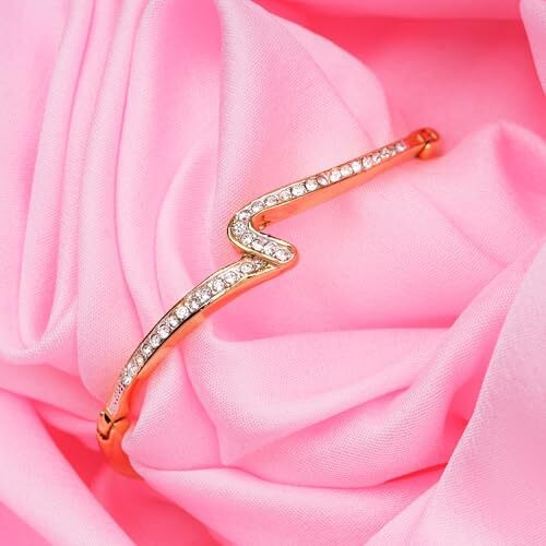 Estele Diamond Silver shining Thunder Bracelet for women