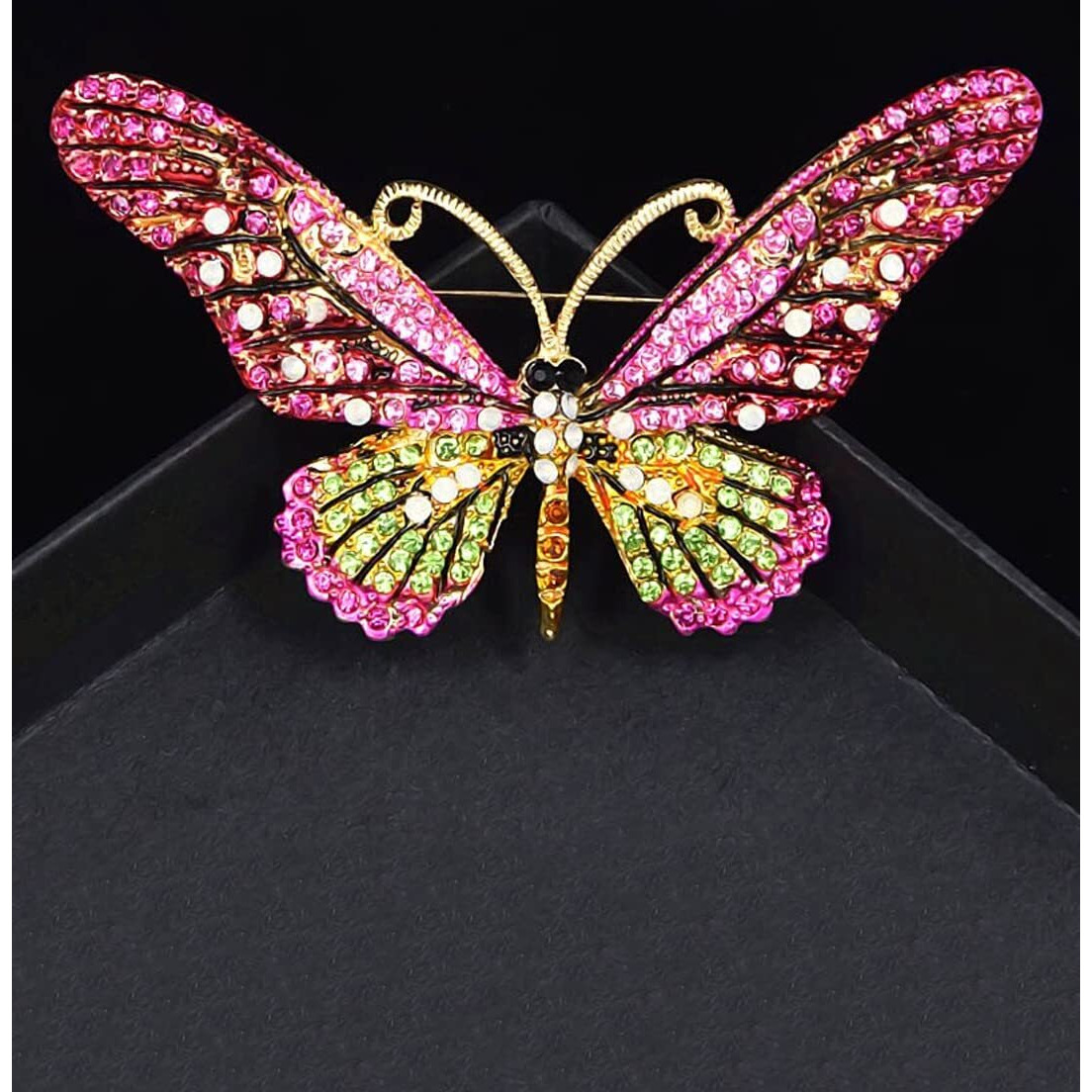Yellow Chimes Brooch for Women Butterfly Shaped Brooch Fashionable Brooch for Girls and Women (Pink)