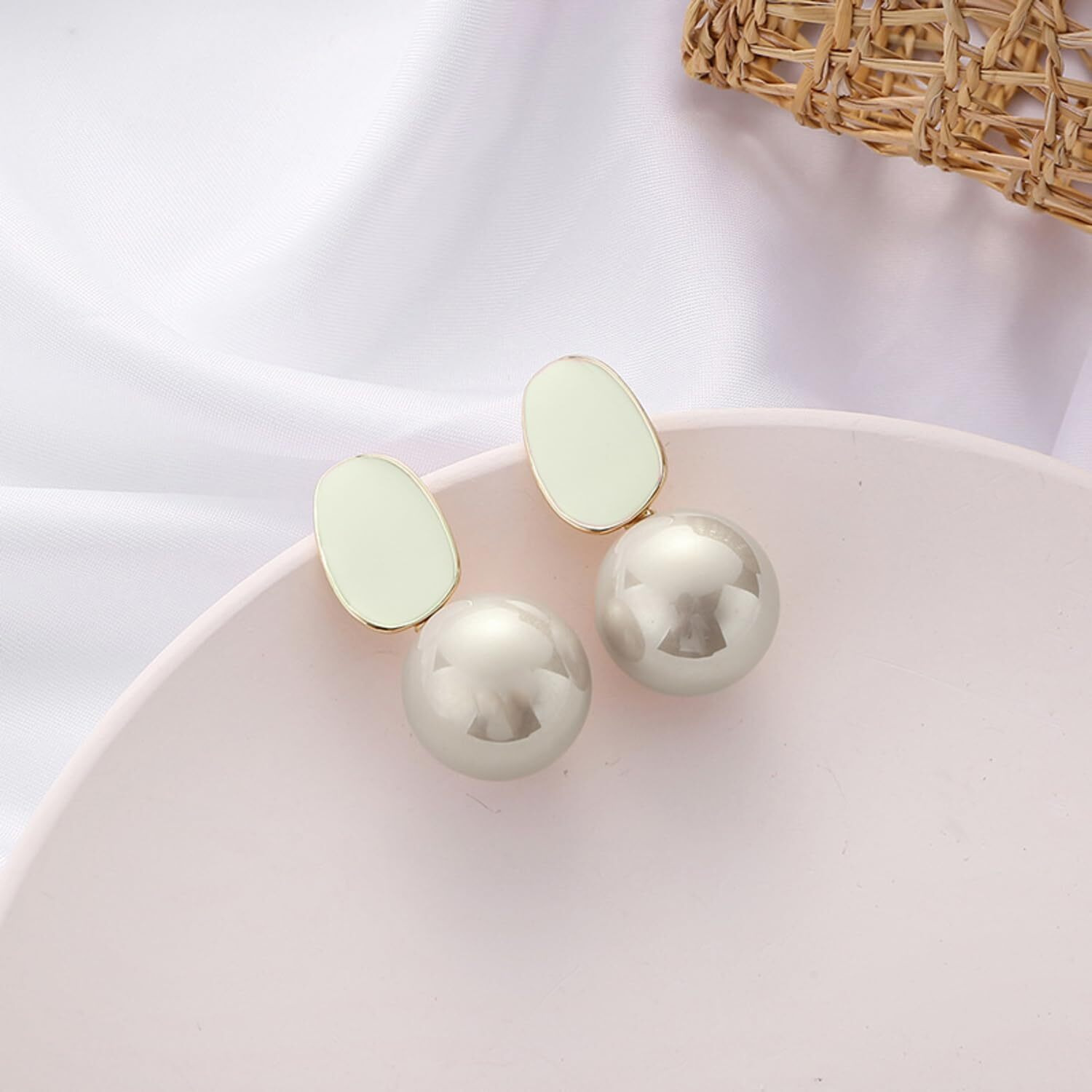 ANNACREATIONS Korean Fashionable Gold Plated Dangle Earrings For Women & Girls Pack of 1 Pair