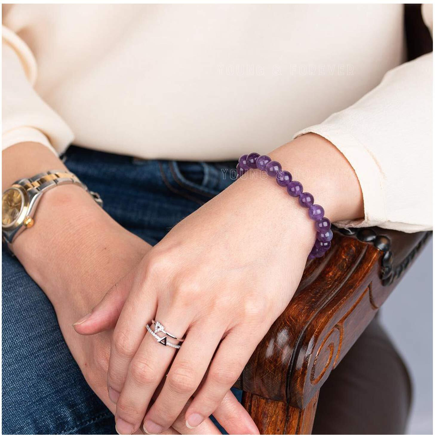 Young & Forever Gift Energized Reiki Crystal Semi Precious Gemstone Amethyst Bracelet for Purification Healing Stone Stretch Bracelet for Men and Women