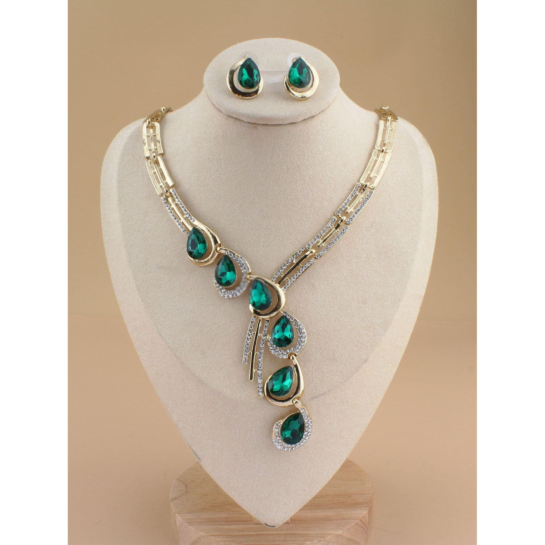 Shining Diva Fashion Latest Stylish Design Fancy Crystal Necklace Jewellery Set for Women (12079s)