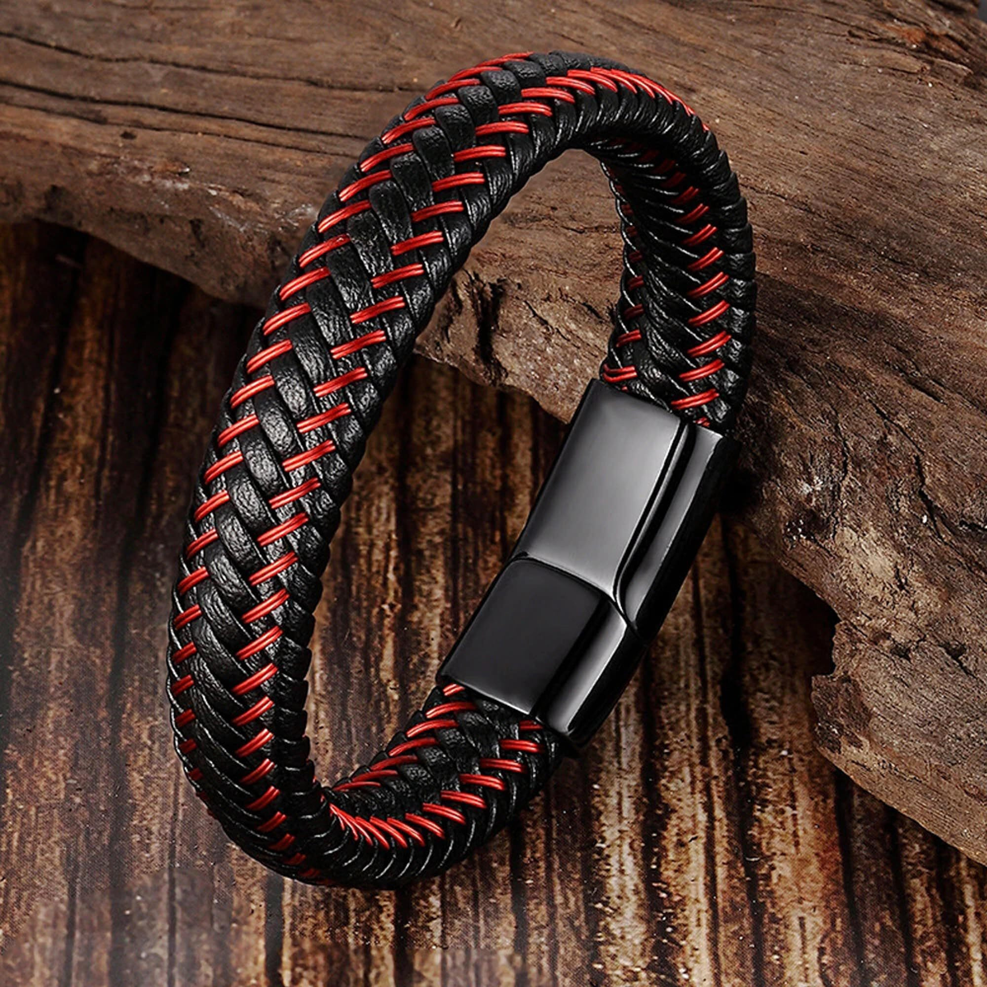 Fashion Frill Stylish Bracelet For Men Stainless Steel Black Leather Bracelet For Men Boys Wrist Wear Mens Jewellery
