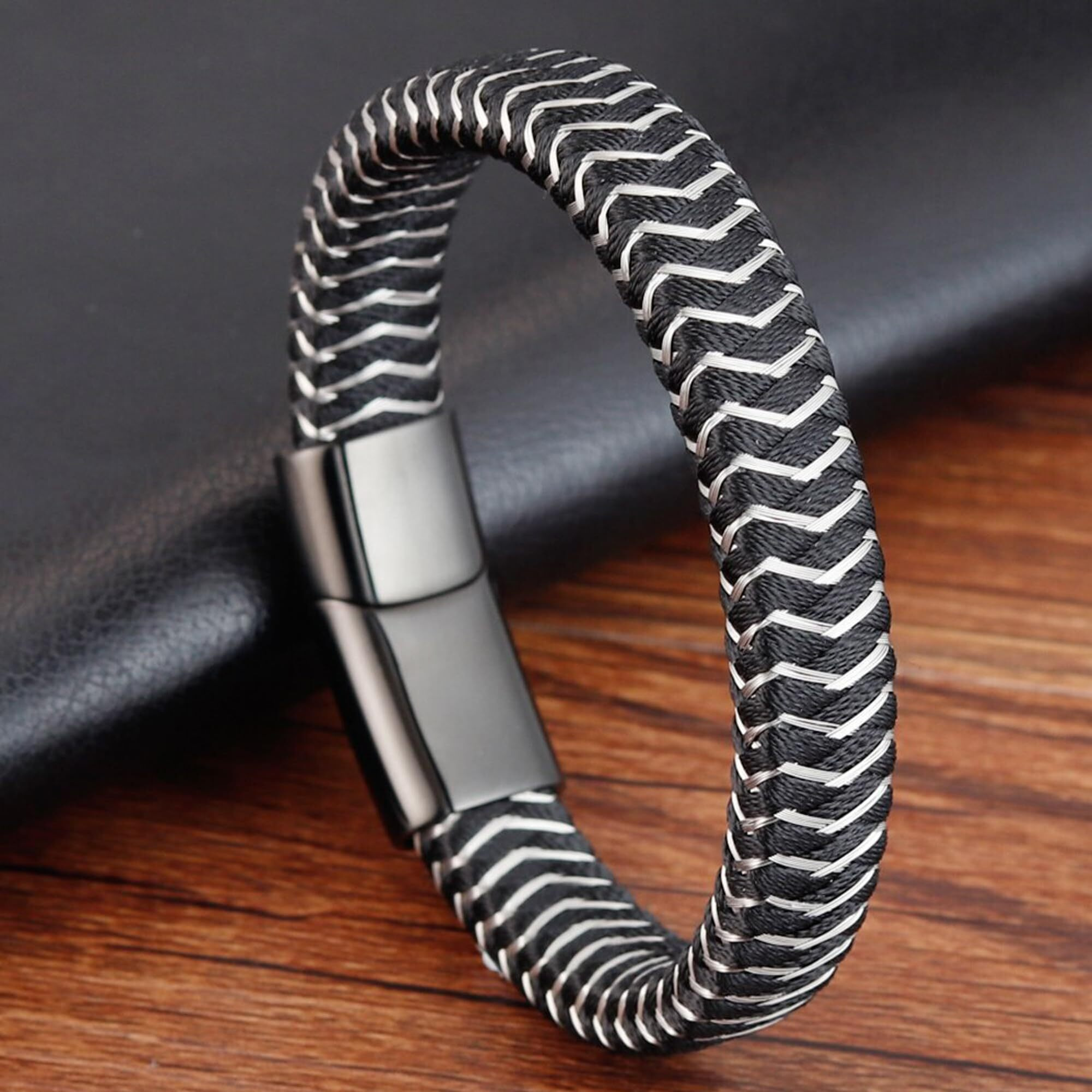 Fashion Frill Stylish Bracelet For Men Stainless Steel Criss Cross Black Leather Bracelet For Men Boys Wrist Wear Mens Jewellery