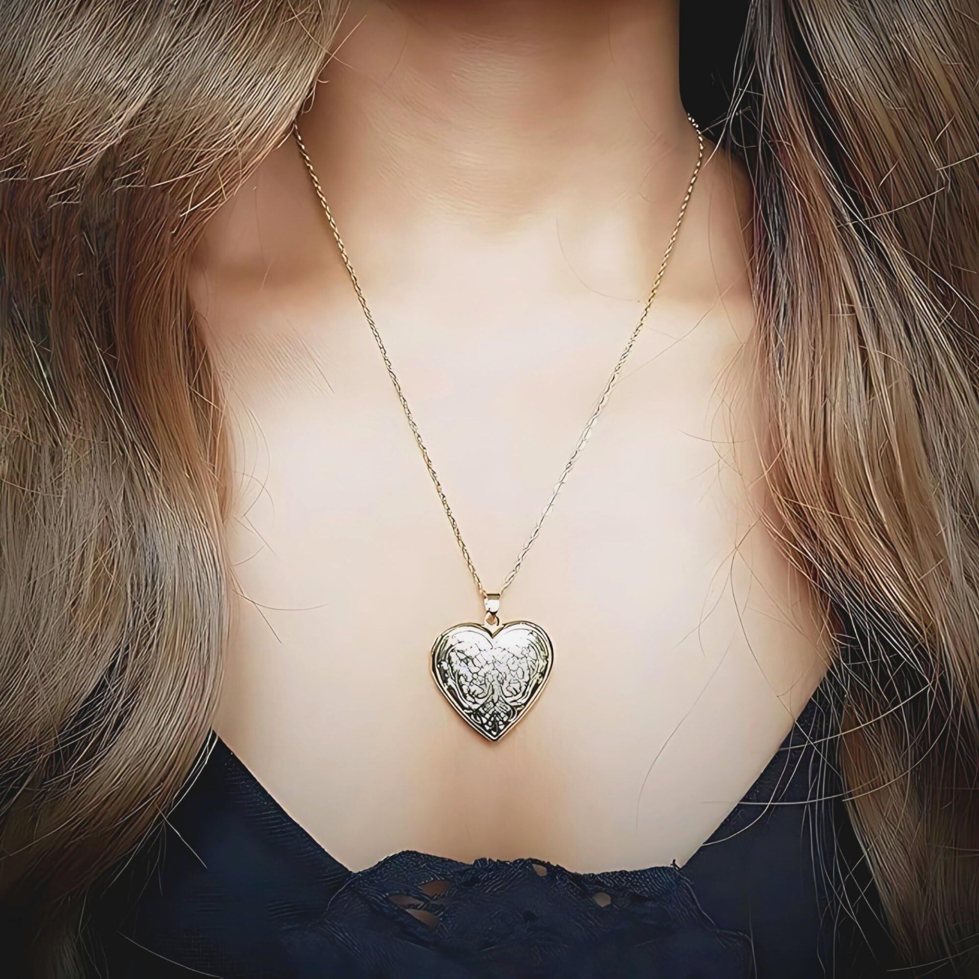 Via Mazzini 18K Real Gold Plated Heart Photo Memory Locket Pendant Necklace With Chain Valentine Gift For Women And Girls (NK0987) 1 Piece Only