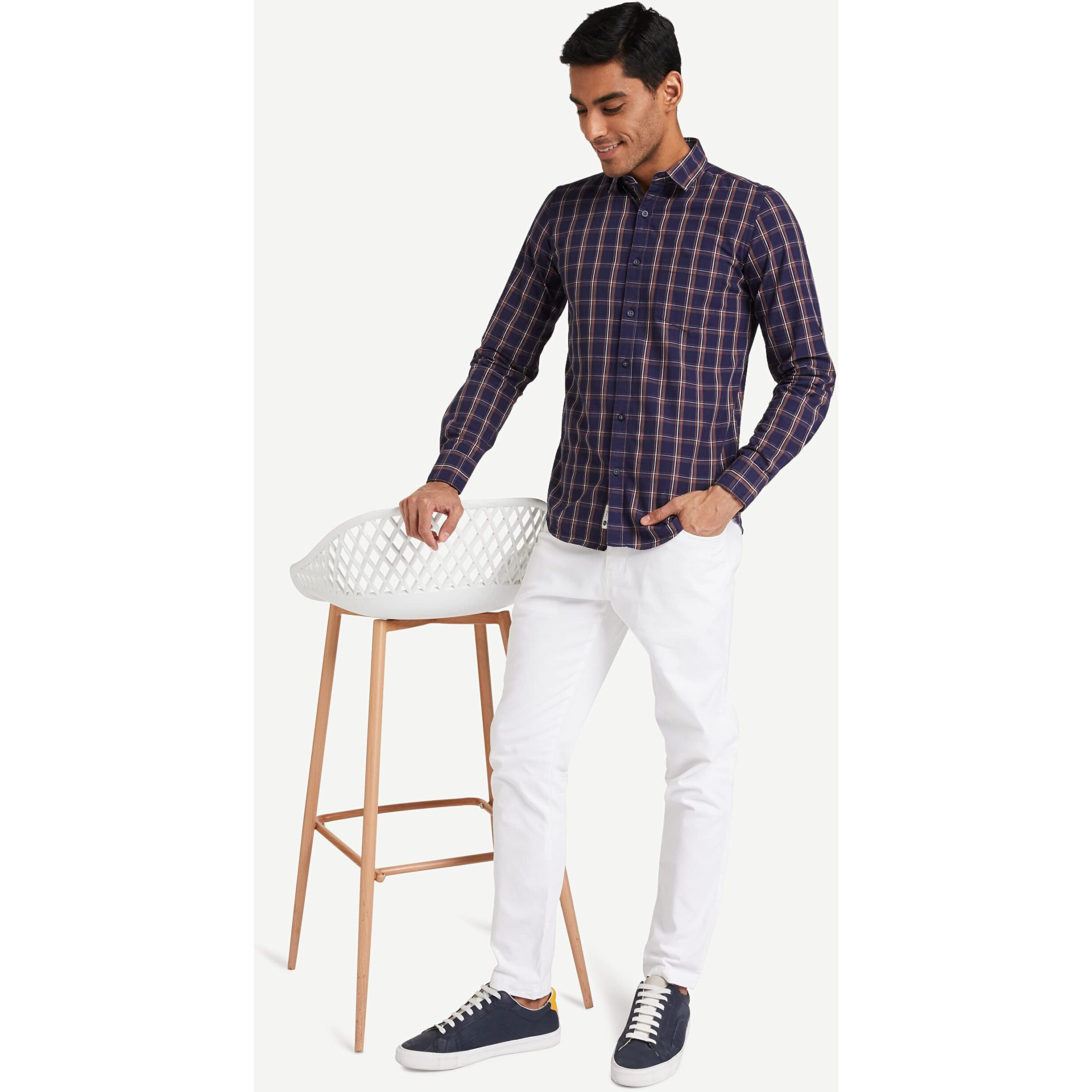 Amazon Brand - Symbol Men's Stretchable Casual Pants | Scoop Pocket Chinos | Trousers (Slim Fit) (White_34)