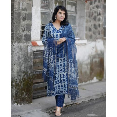 Alvami Women Kurta and Pant Set with Dupatta (L) Blue