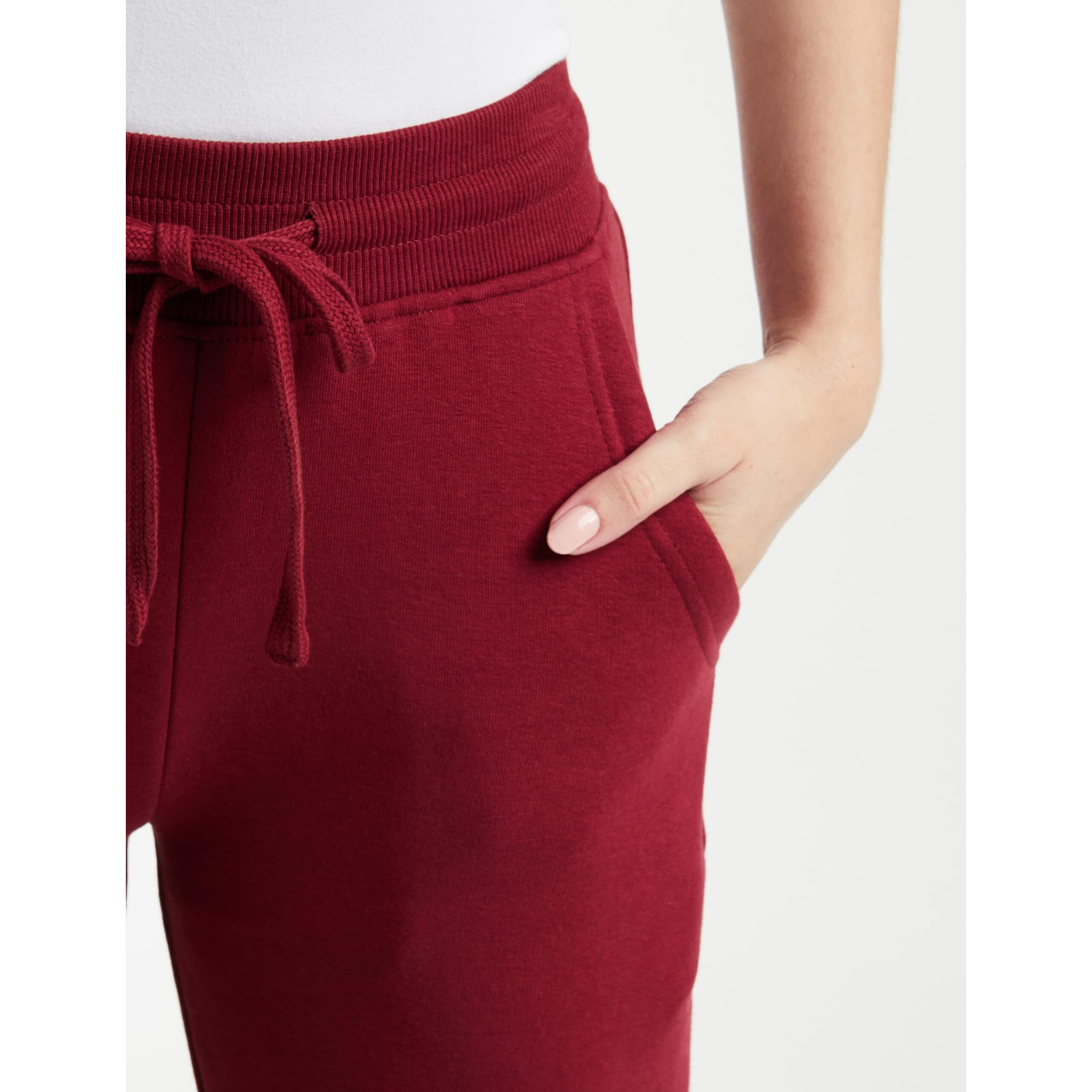 Amazon Brand - Symbol Women's Regular Fit Winter Track Pants (SYWHJOG320_Maroon_M)