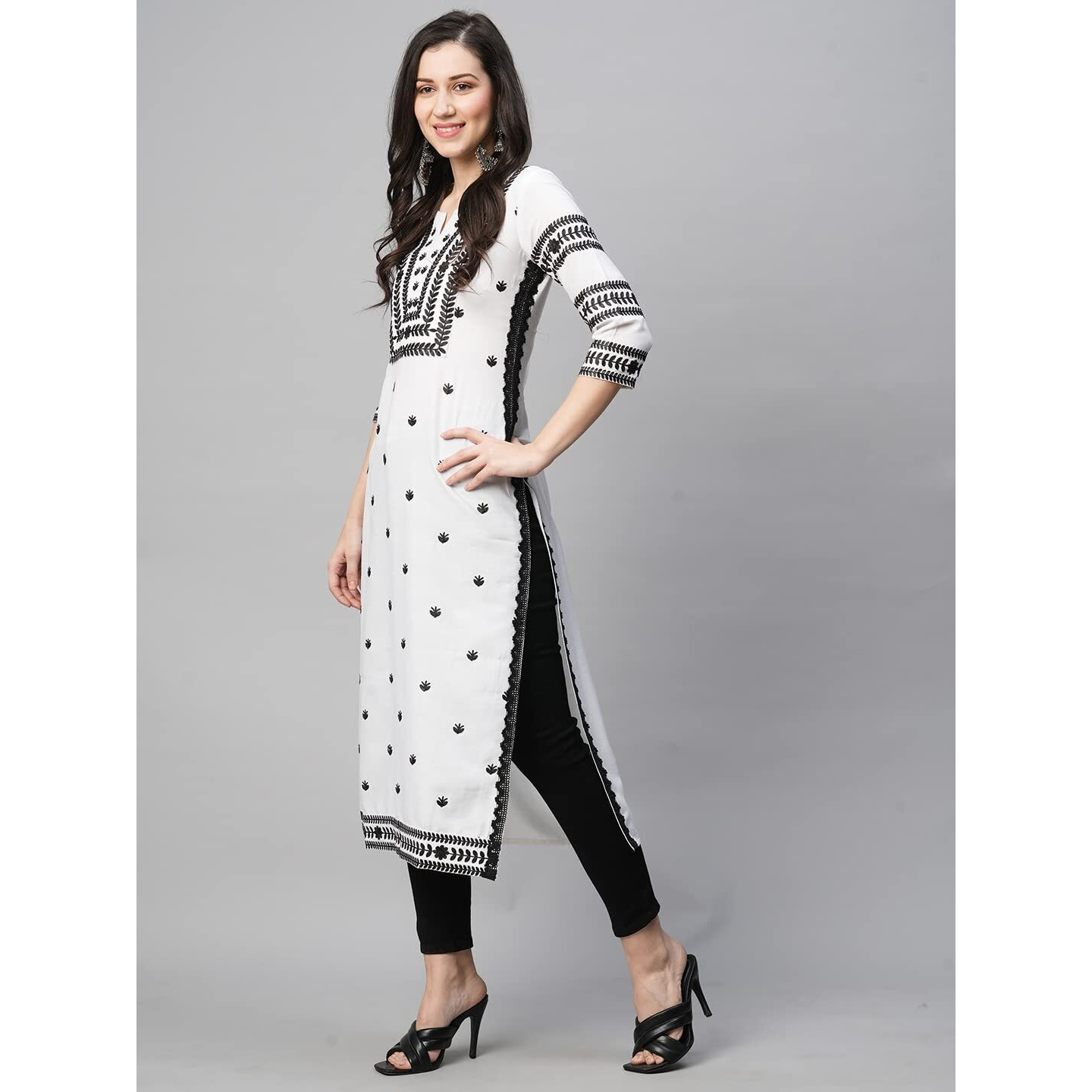 GoSriKi Women's Cotton Blend Embroidered Straight Kurta (Stho-White-Nw2-GS_3XL_White_XXX-Large)