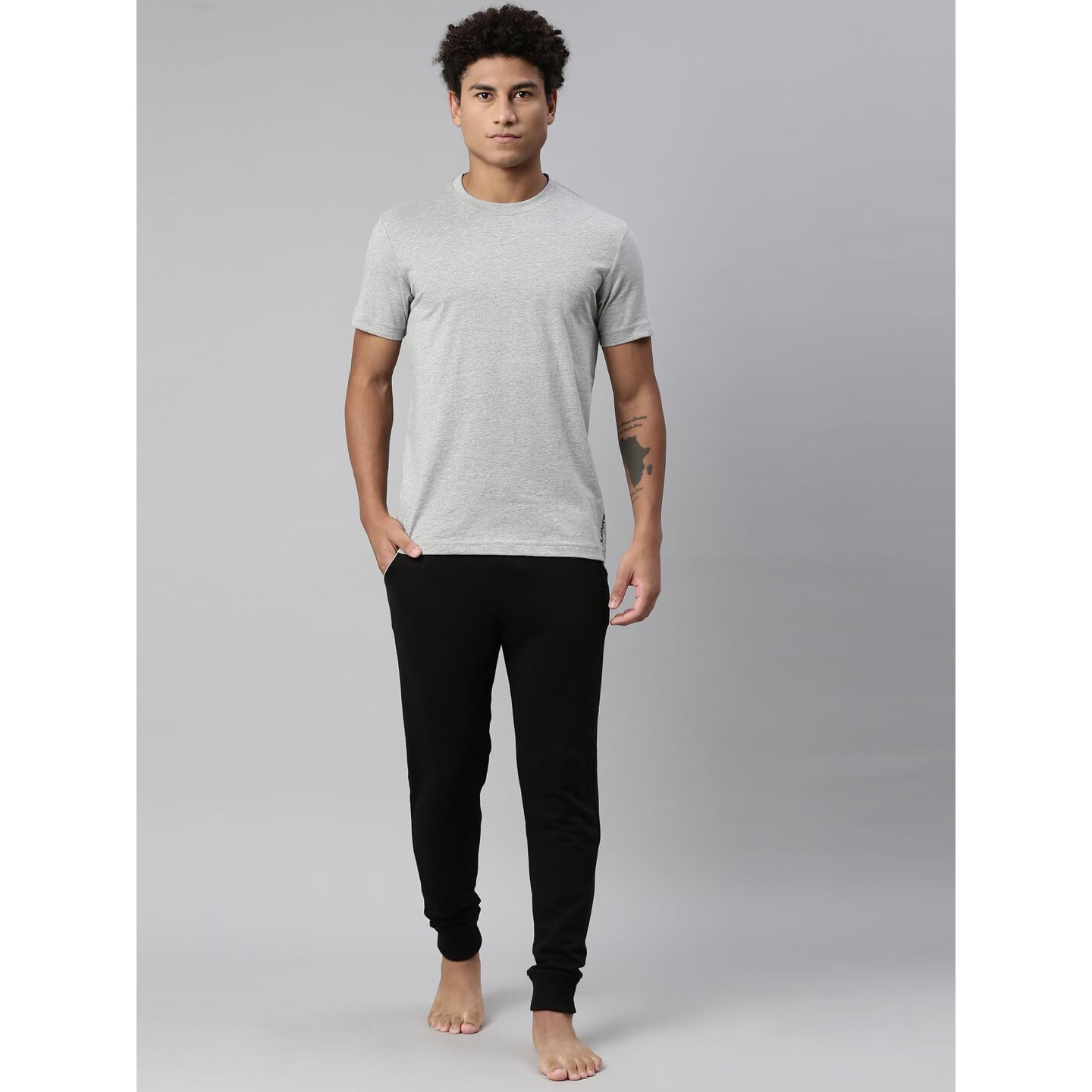 Levis Mens Plain Regular Fit T-Shirt (PR680013_Light Grey Melange L)