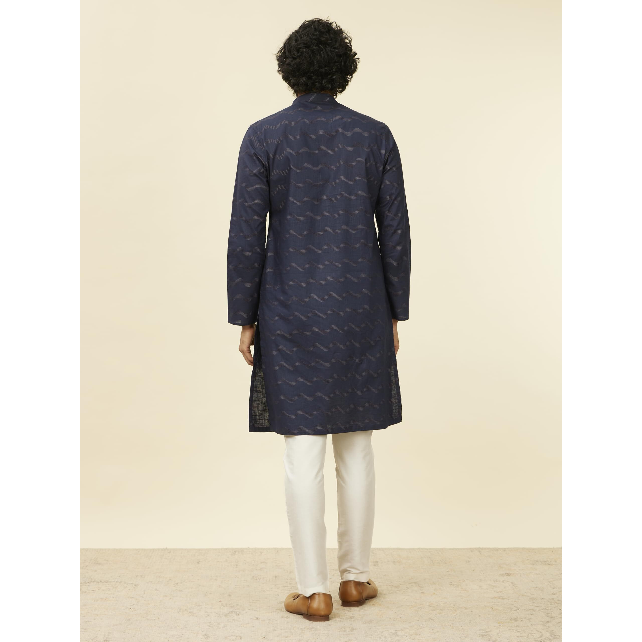 Manyavar Mens Kurta Only, Ethnic Kurta for Men, Full Sleeves Mandarin Collar Wave Blended Cotton Kurta Only (Blue) (3XL)