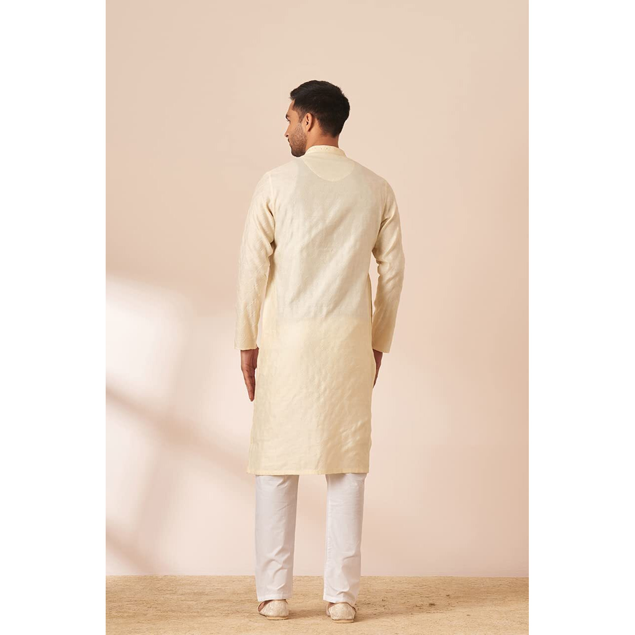 Manyavar Kurta Set For Men, Full Sleeves Mandarin Collar Ethnic Kurta Pyjama Set Art Silk All Over Self Design Set (Cream, L)