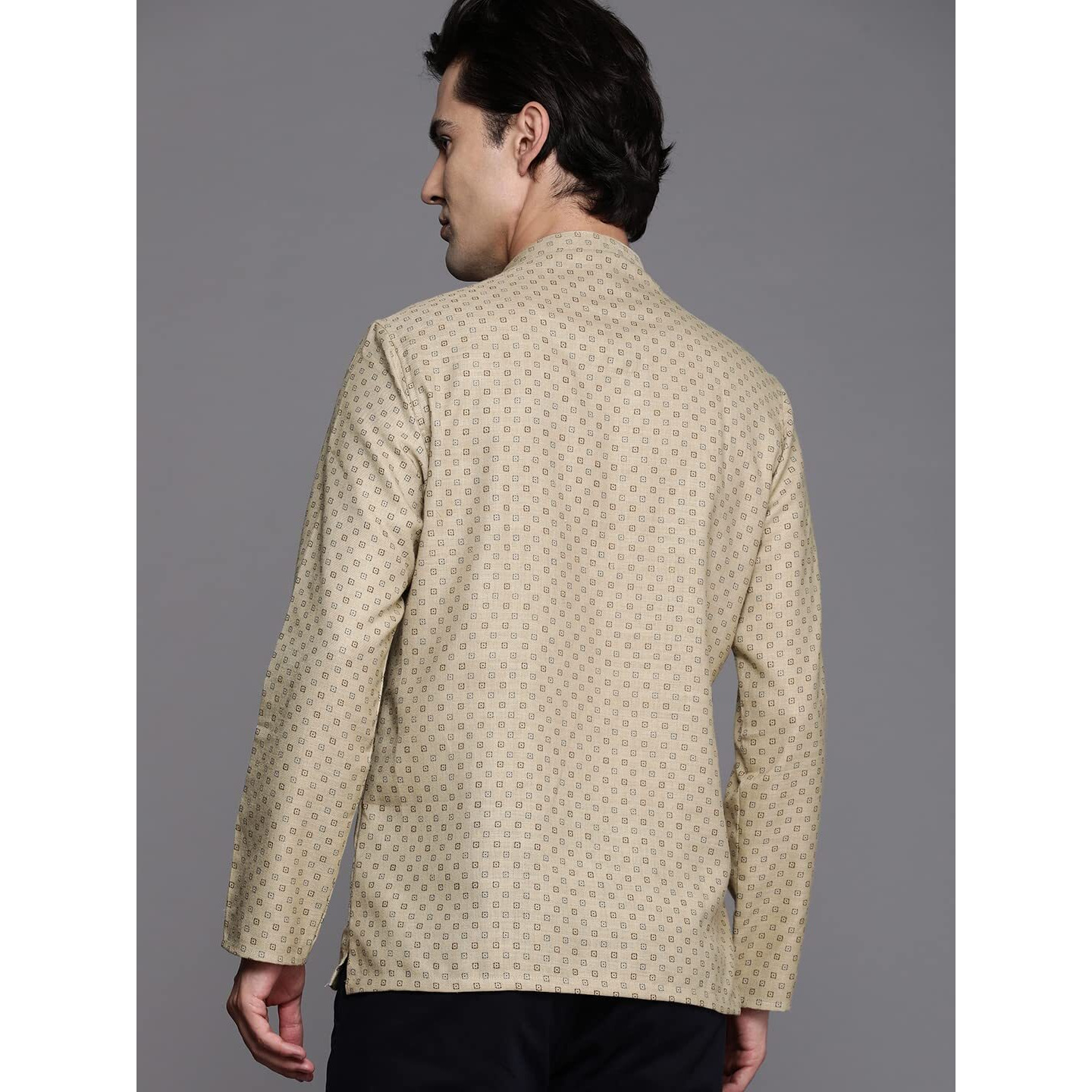 Manyavar Men's Short Kurta, Full Sleeves Mandarin Collar Ethnic Waist Length Kurta Only, Kurta for Festival, Wedding, Party, Anniversary, Blended Cotton (Beige, L)