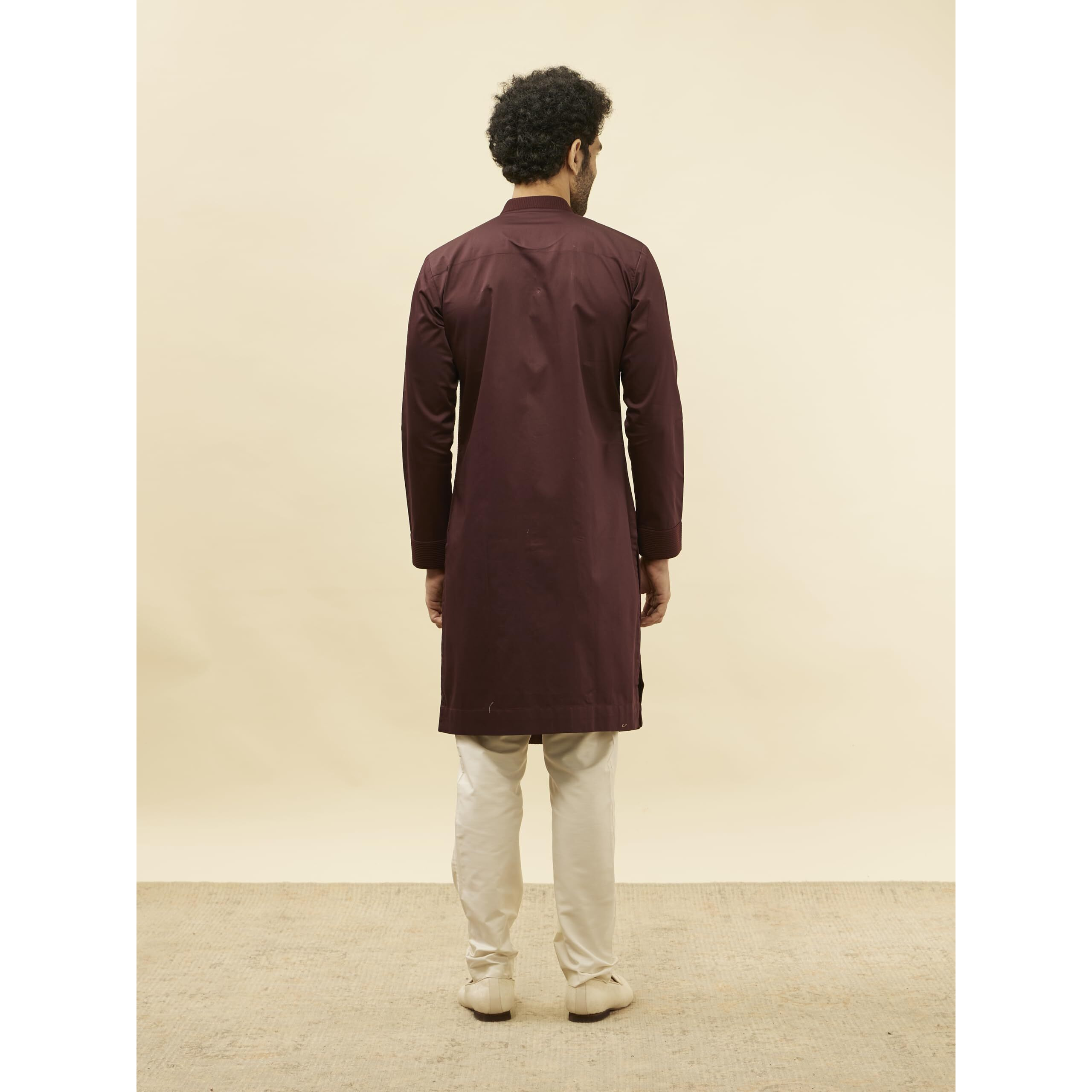 Manyavar Men's Wine Red Textured Kurta (XL)