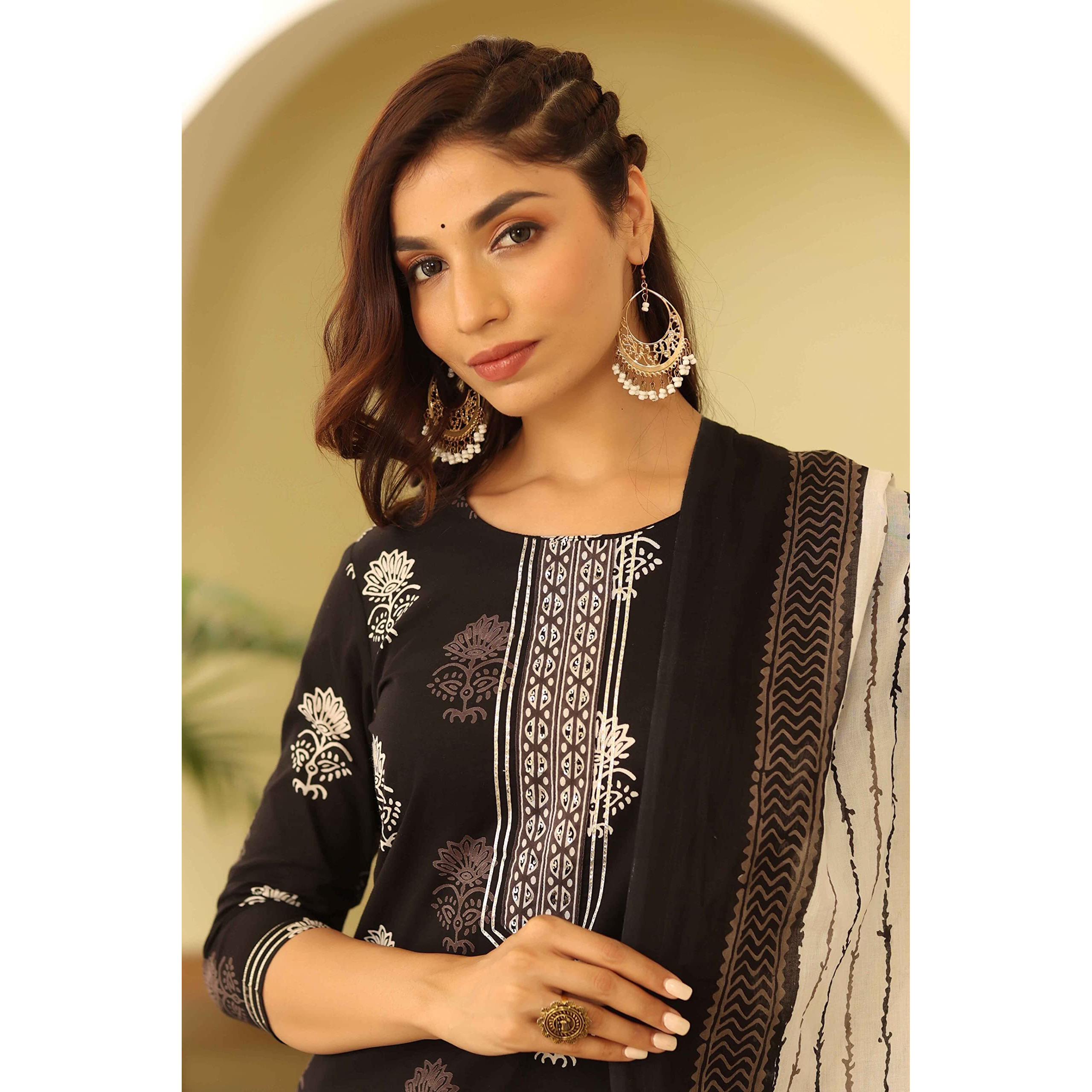 Vaamsi Women's Floral Block Printed Straight Kurta Pant With Dupatta Set (VKSKD1024_Black_S)
