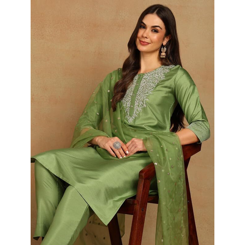 Vaamsi Women's Silk Embroidered Straight Kurta Pant With Dupatta (PKSKD1589_Green_M)