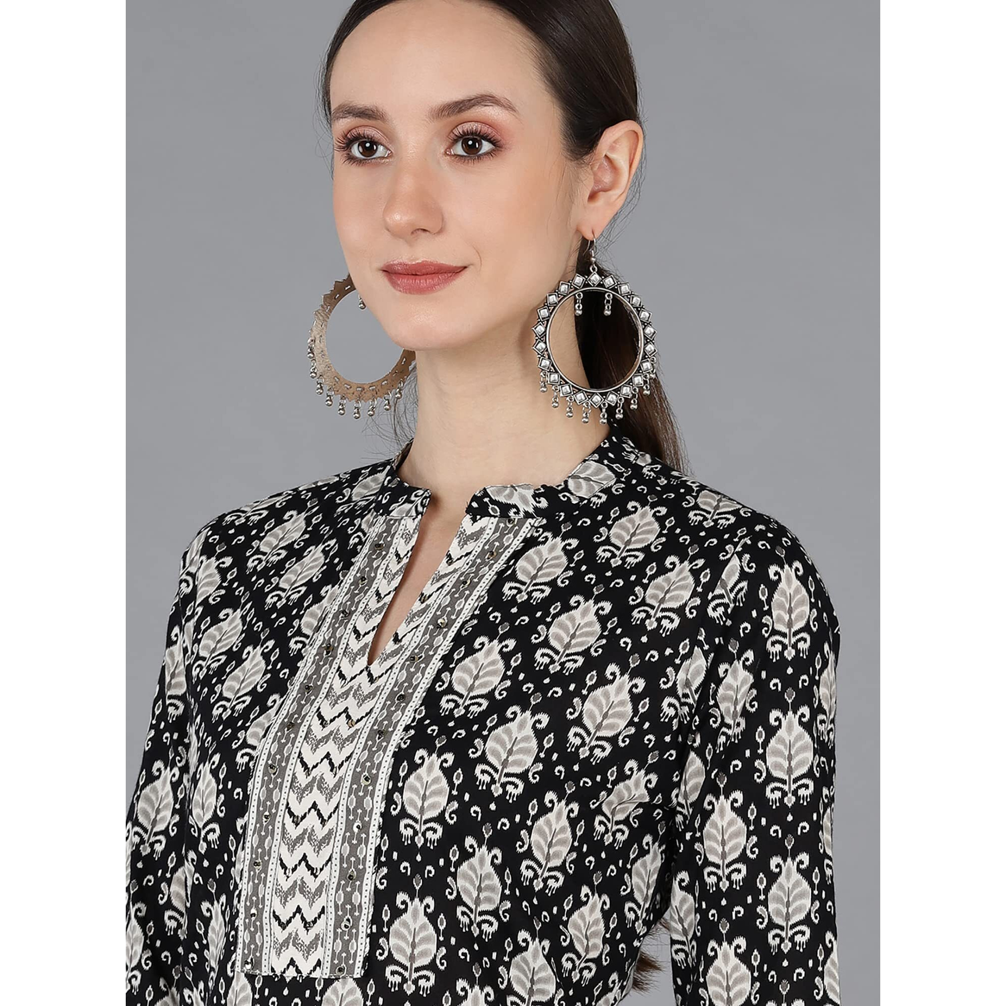 Vaamsi Women's Abstract Printed Kurta Trousers With Dupatta (VKSKD1673_XS_Black)