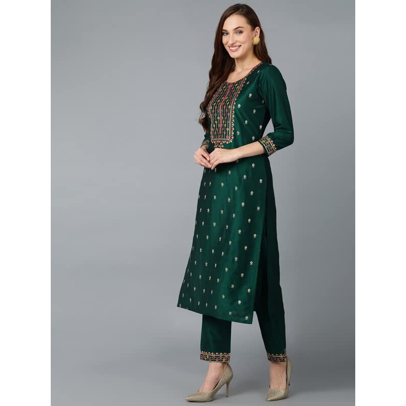 Vaamsi Women's Silk Blend Embroidered Straight Kurta Pant With Dupatta (VKSKD1758_Green_XXL)