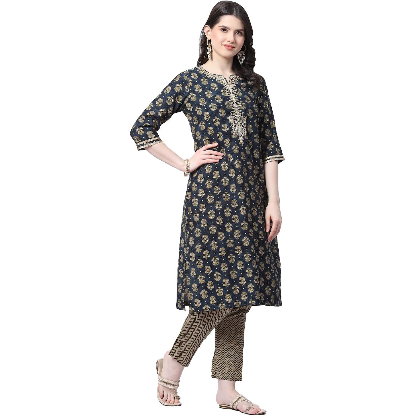 BIBA WOMEN PRINTED STRAIGHT SALWAR KURTA DUPATTA(SKDASSORTED8939_INDIGO_46)