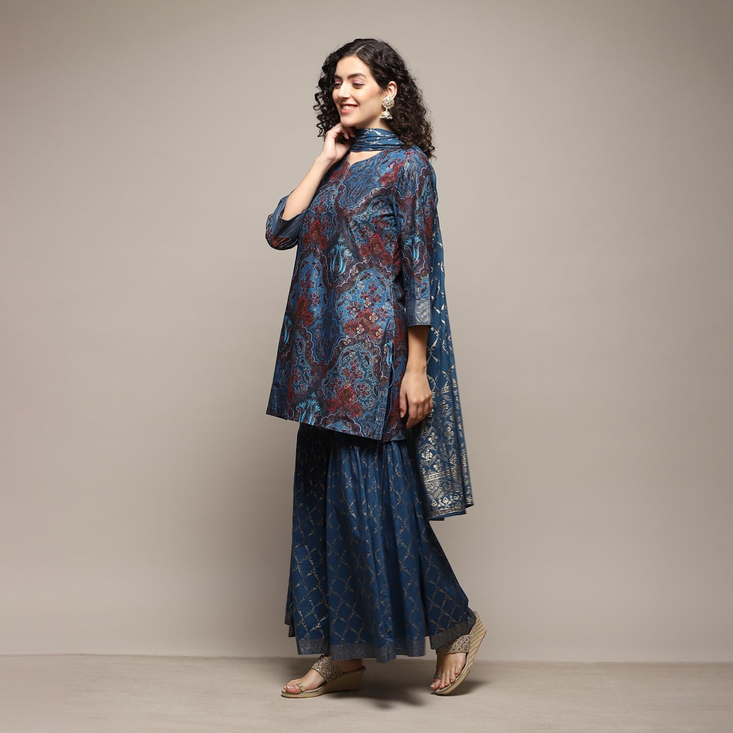 BIBA WOMEN PRINTED STRAIGHT SALWAR KURTA DUPATTA(SKDJHILMIL8882_TEAL_38)