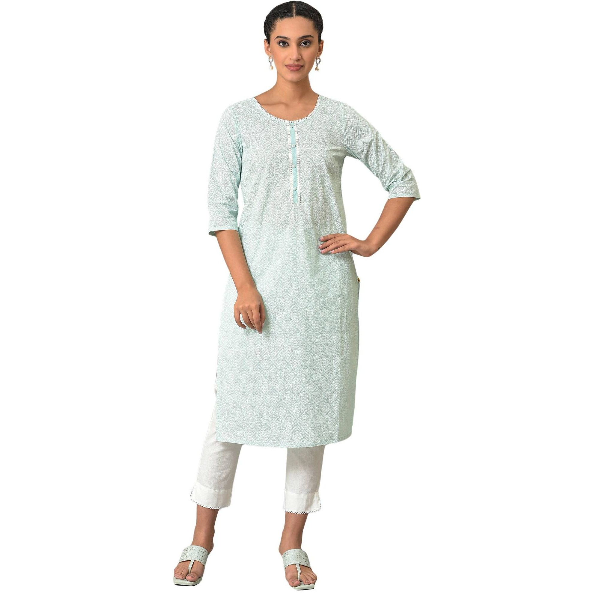 Aurelia Women's Floral Regular Blue Printed Cotton Kurta (23FEA13902-506704