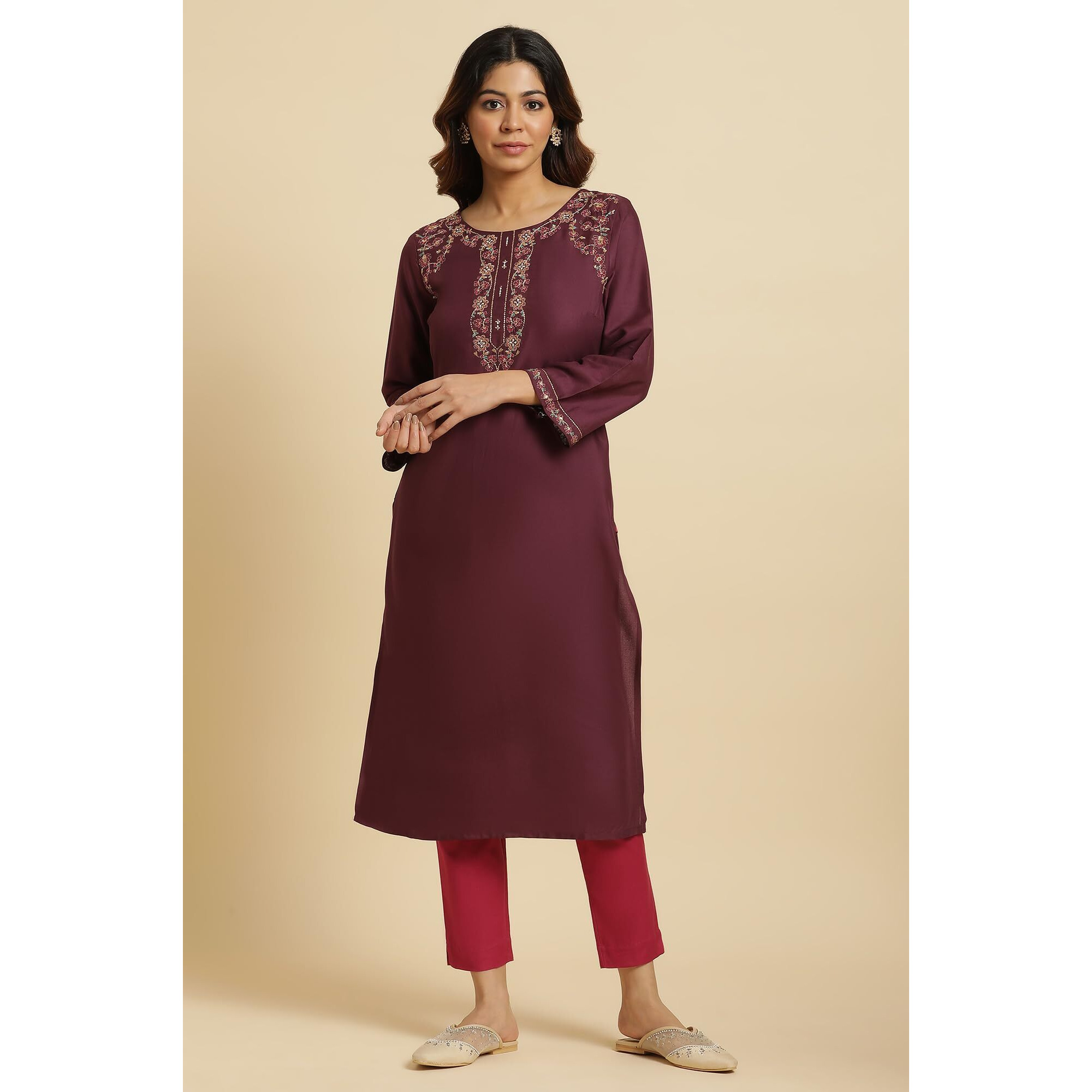 W Purple Floral Printed Regular Zari Kurta for Women