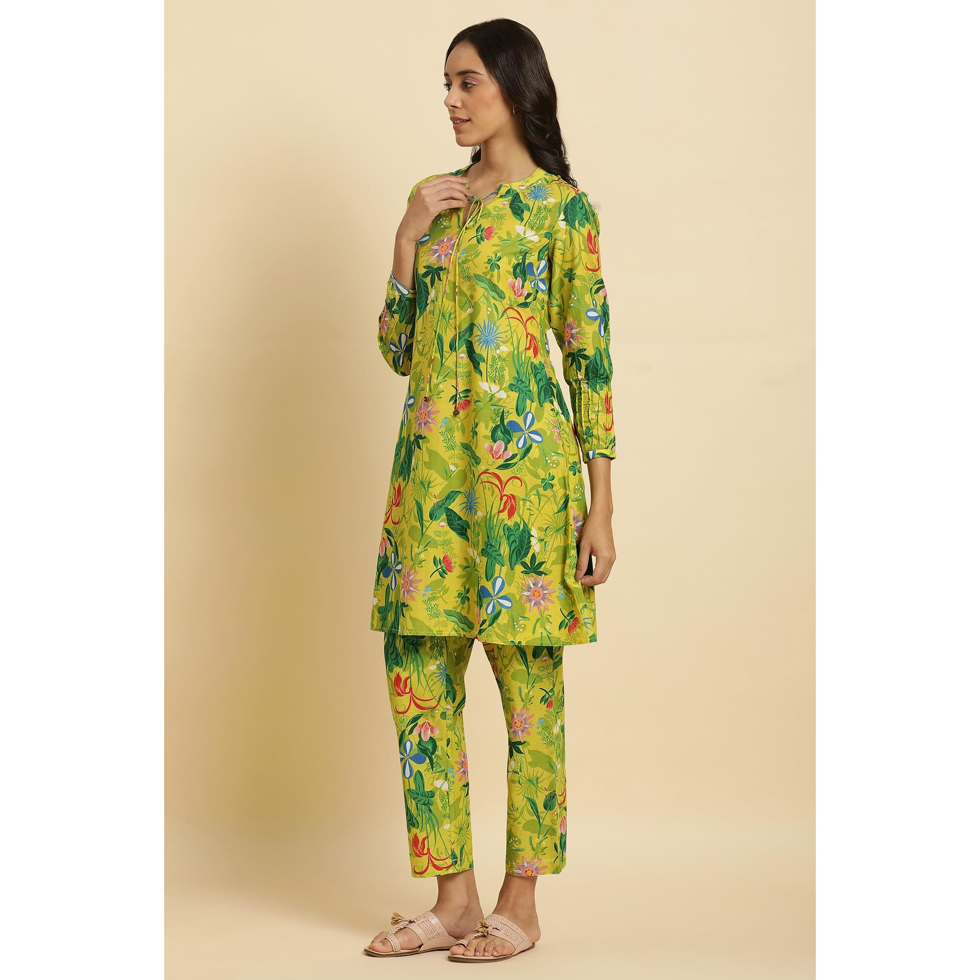 W Green Floral Printed Cotton Kurta and Pant Set for Women