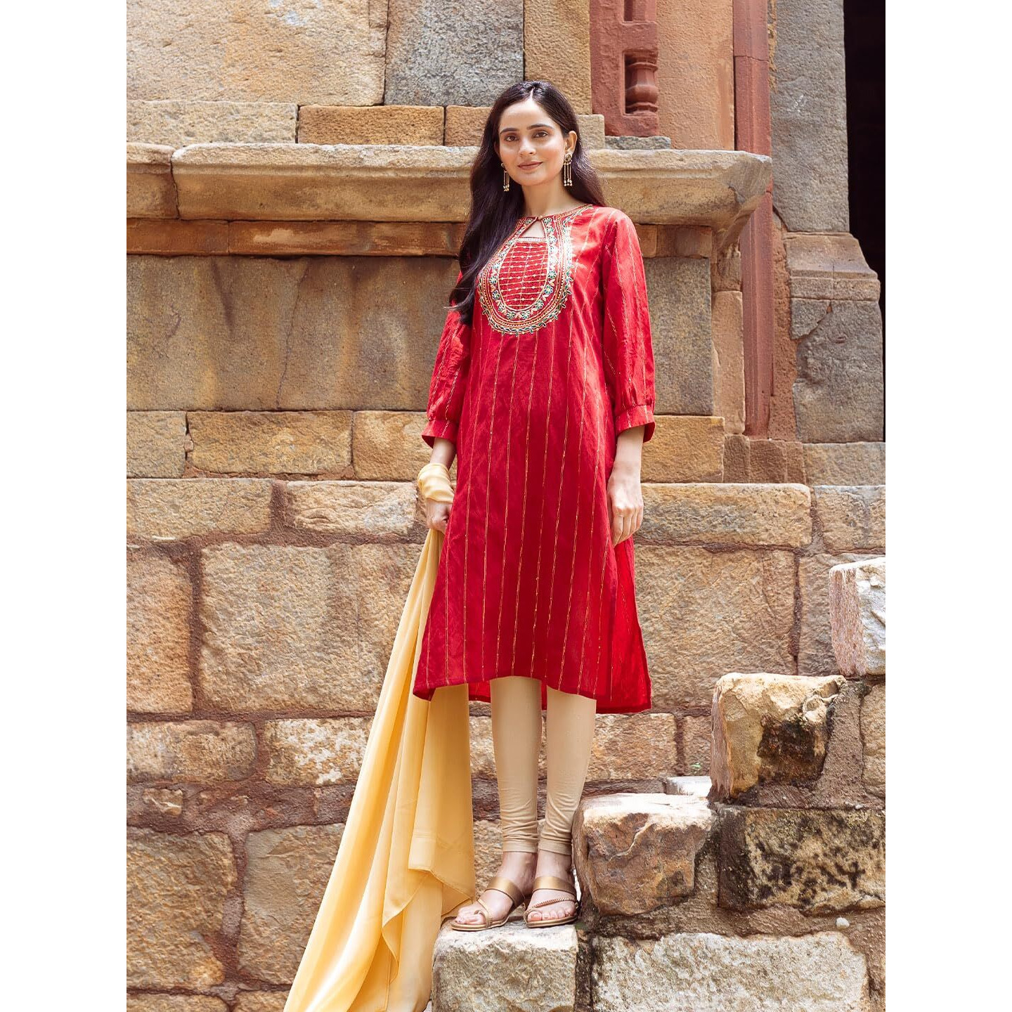 Aurelia Women's Viscose Regular Kurta (23AUA14541-704648_Red